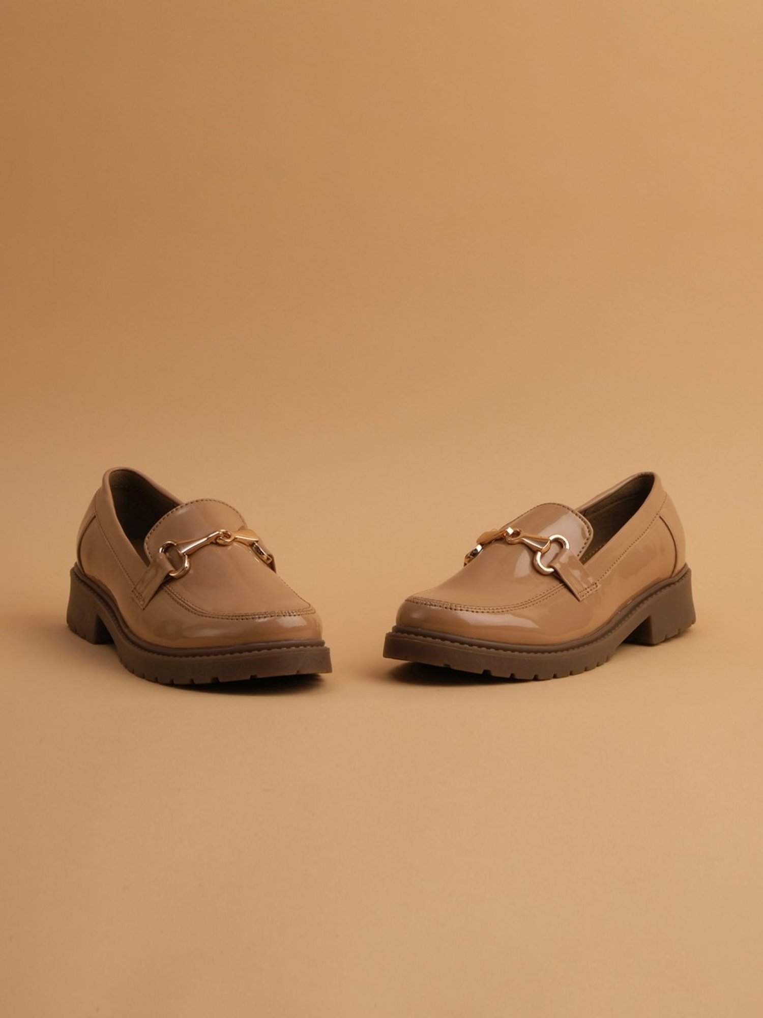 Eridani Women's Micah Beige Loafers