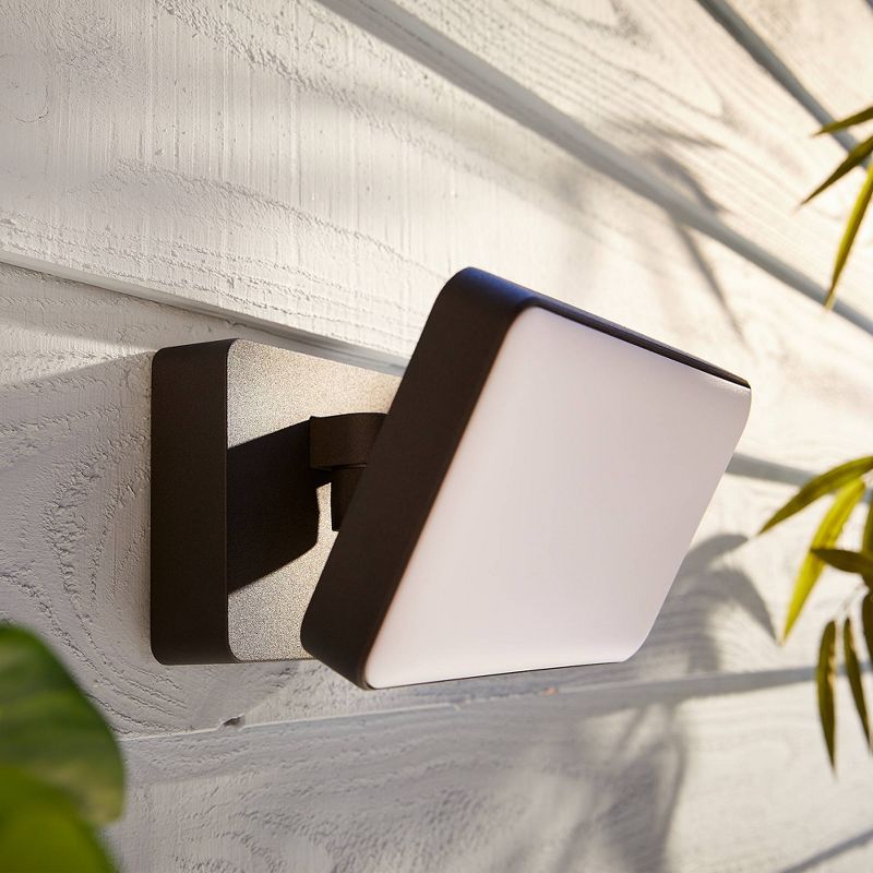 Philips Hue White & Color Ambiance Discover LED Floodlight