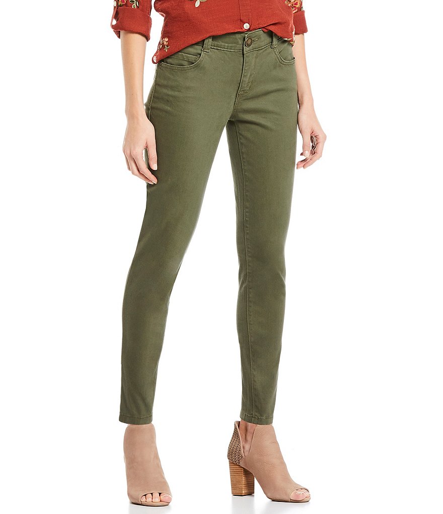 Code Bleu Petite Size #double;FA'B#double; Body Sculpt Skinny Jeans