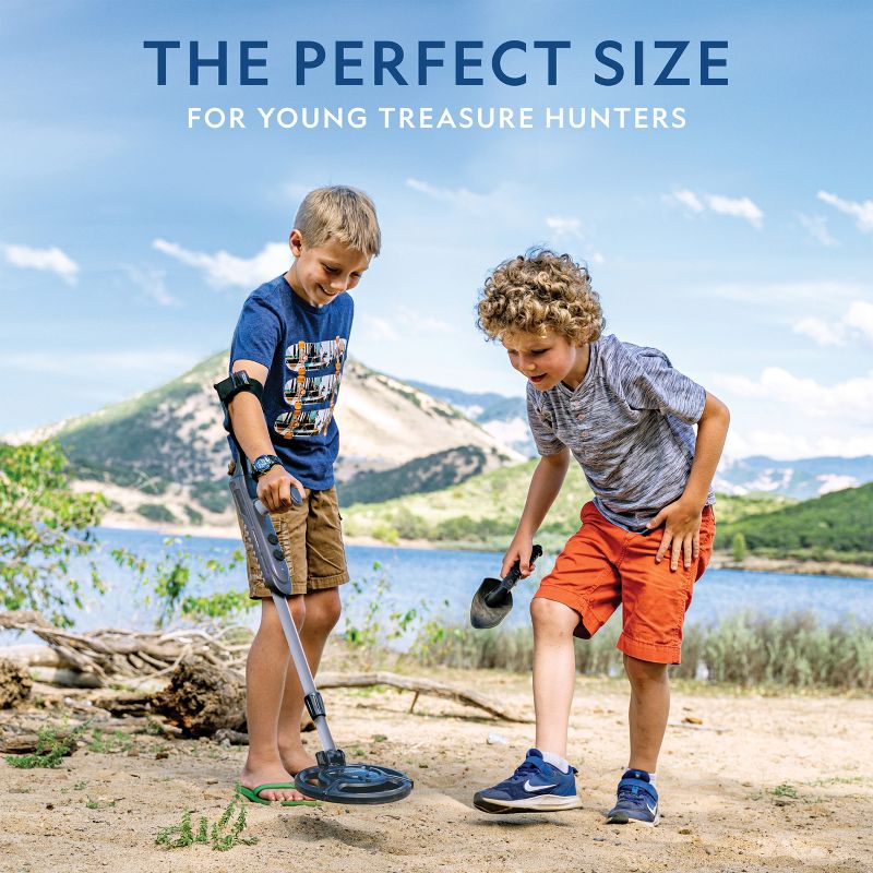 NATIONAL GEOGRAPHIC Junior Metal Detector for Kids, 7.5" Waterproof Dual Coil, Adjustable, Lightweight, Rugged Sand Trowel, Great for Beginners