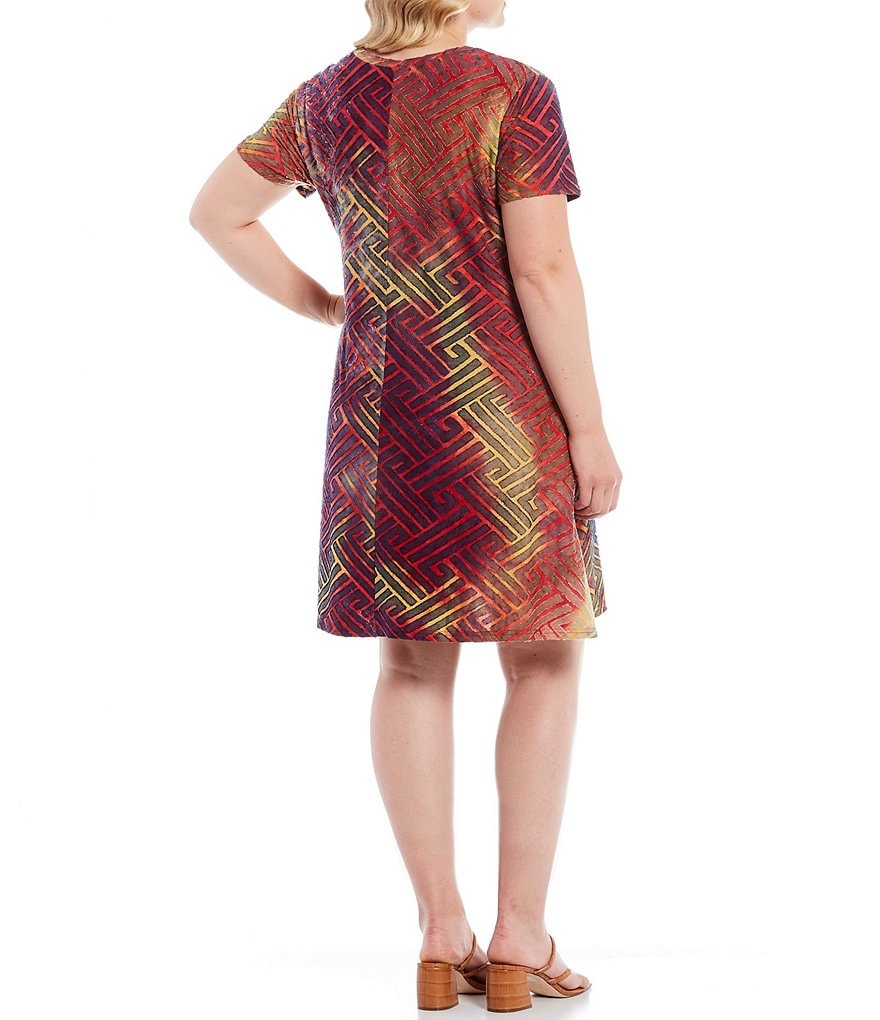Calessa Plus Size Tie Dye Geo Burnout Knit V-Neck Short Sleeve Dress