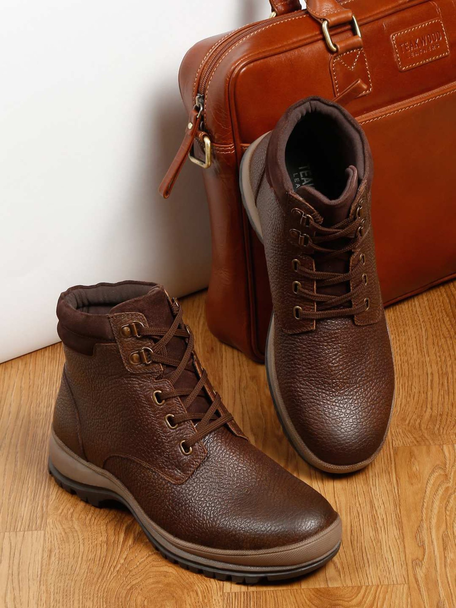 Teakwood Leathers Men's Brown Derby Boots