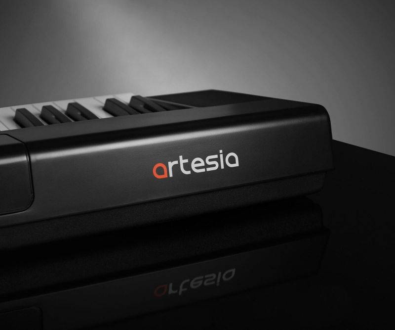 Artesia A-61 61-Key, Digital Piano with 8 Dynamic Voices with USB + Power Supply