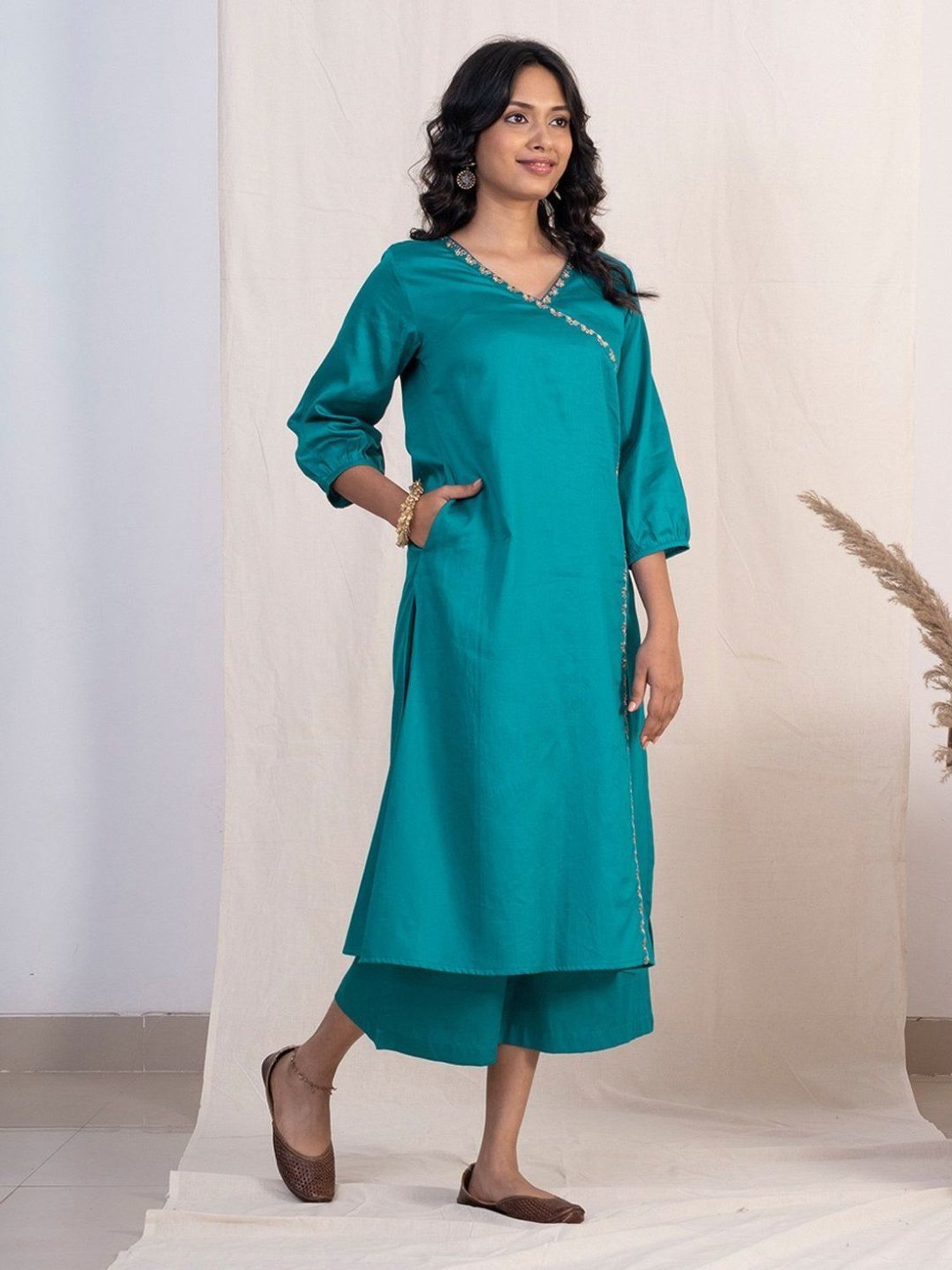 Akiso Jashn Blue Angrakha Embroidery Kurta Set With Plazzo