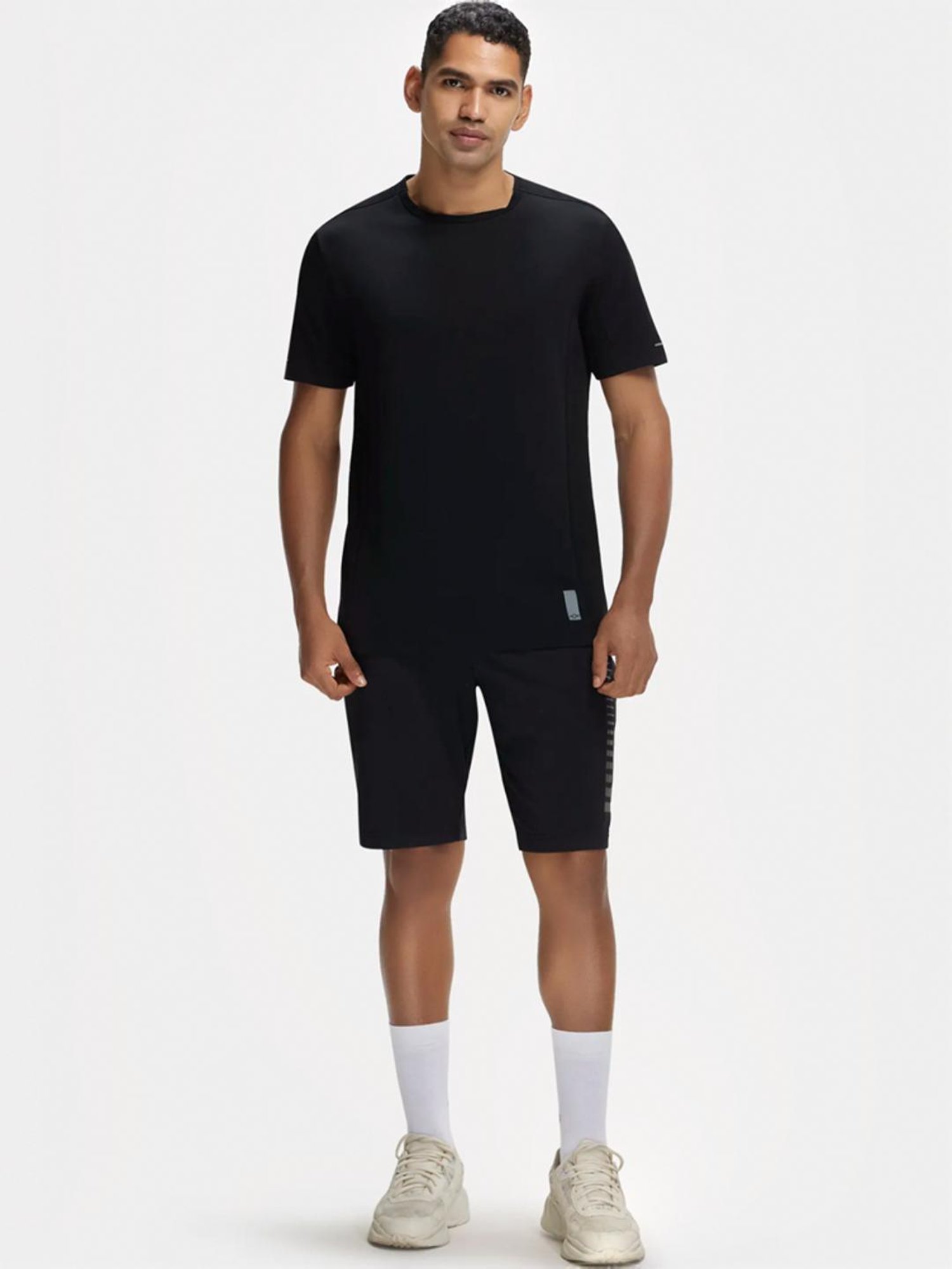 Jockey MV01 Black Super Combed Cotton Half Sleeves T-Shirt with Stay Fresh Treatment