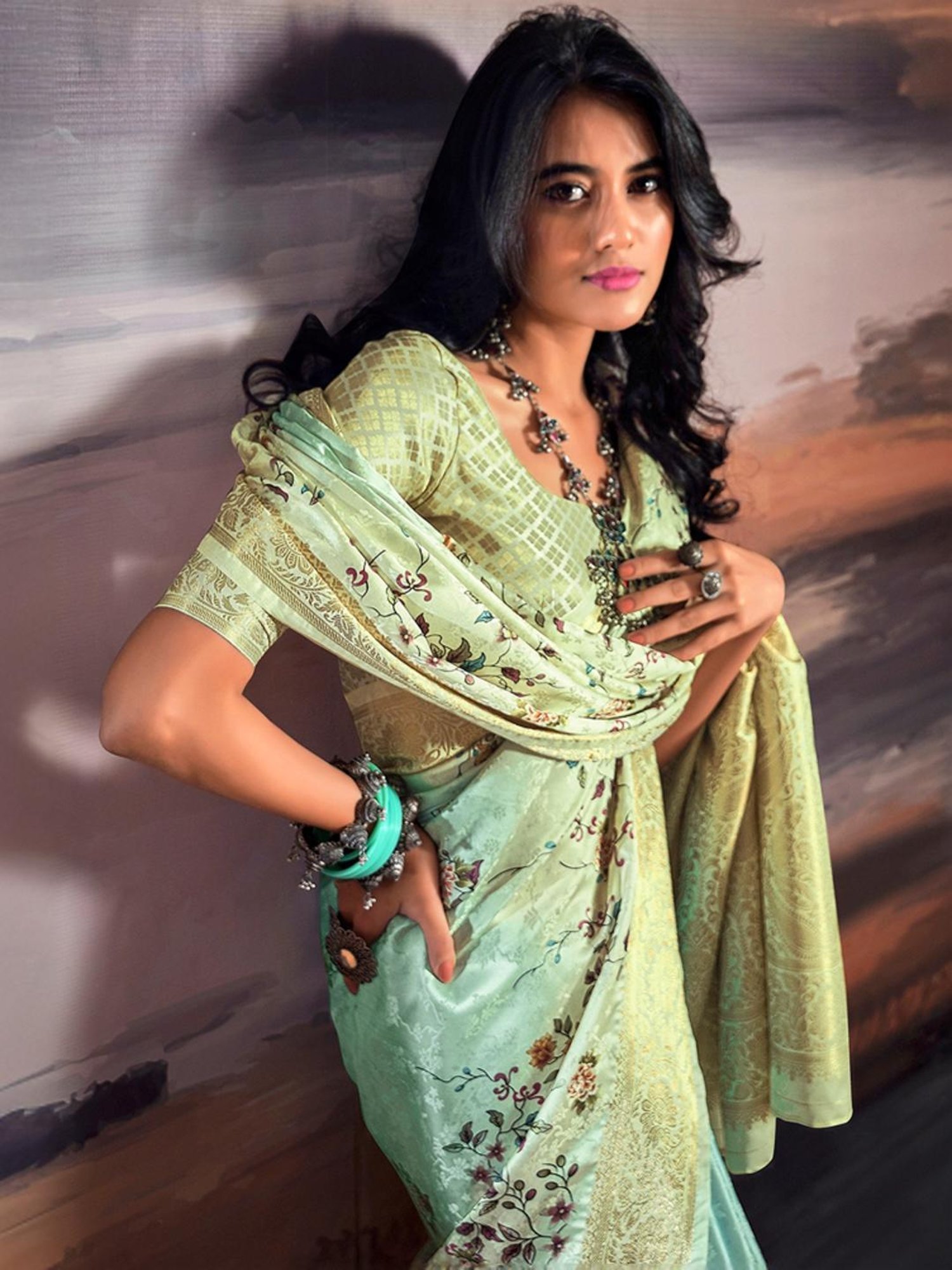 Unnati Silks Grey Cotton Printed Saree With Unstitched Blouse