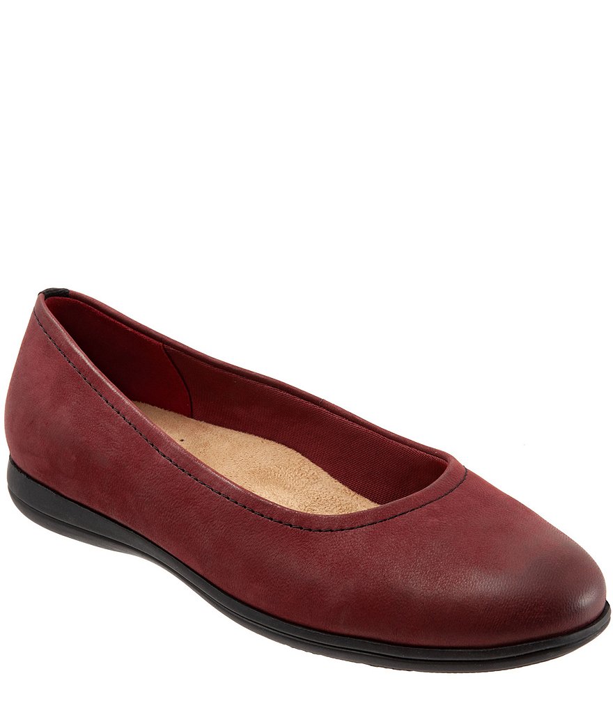 Trotters Darcey Leather Wedge Slip Ons