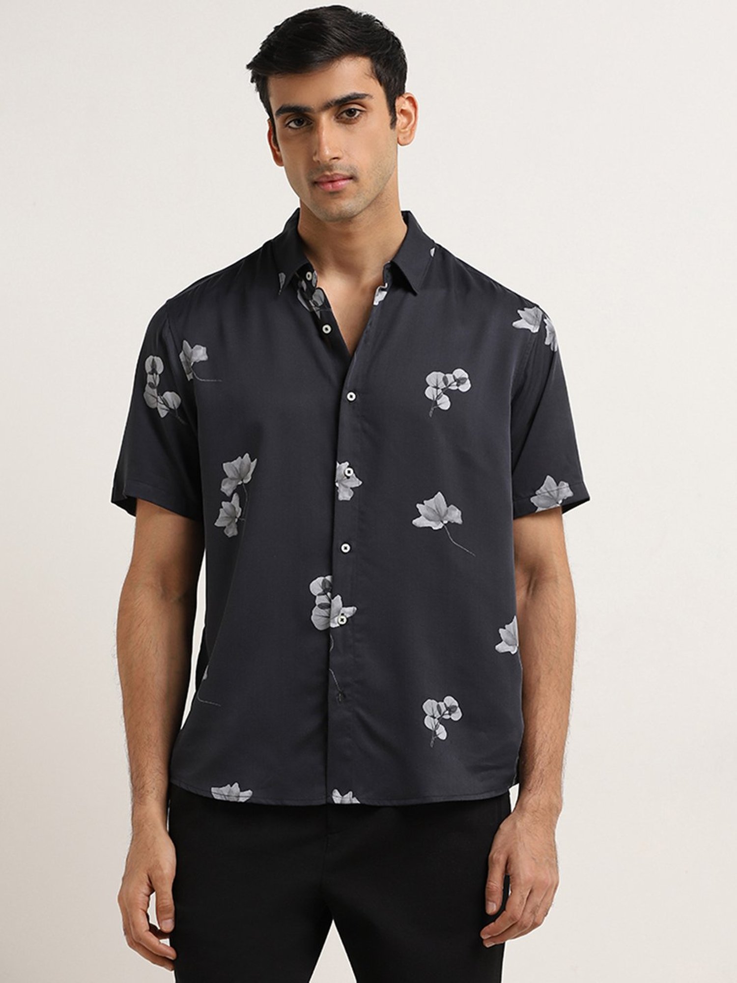 Ascot by Westside Black Floral Pattern Relaxed-Fit Shirt
