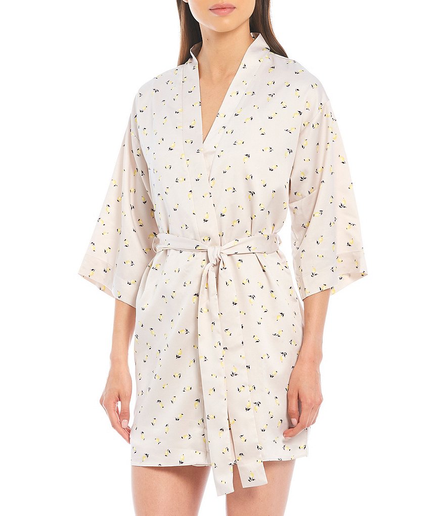 Flora Nikrooz Katrina Print Charmeuse Short Wrap Robe