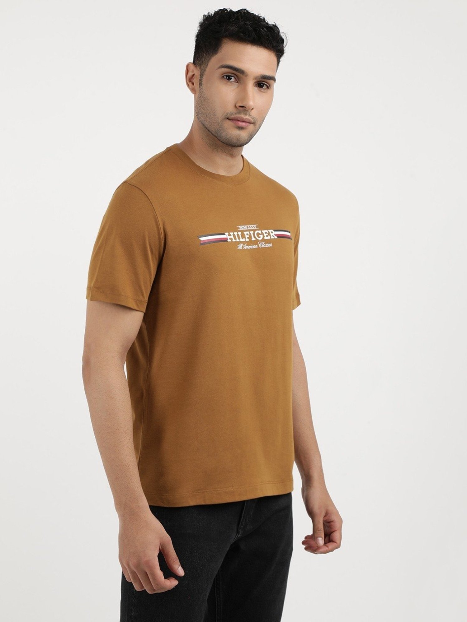 Tommy Hilfiger Country Brown Cotton Regular Fit Printed T-Shirt