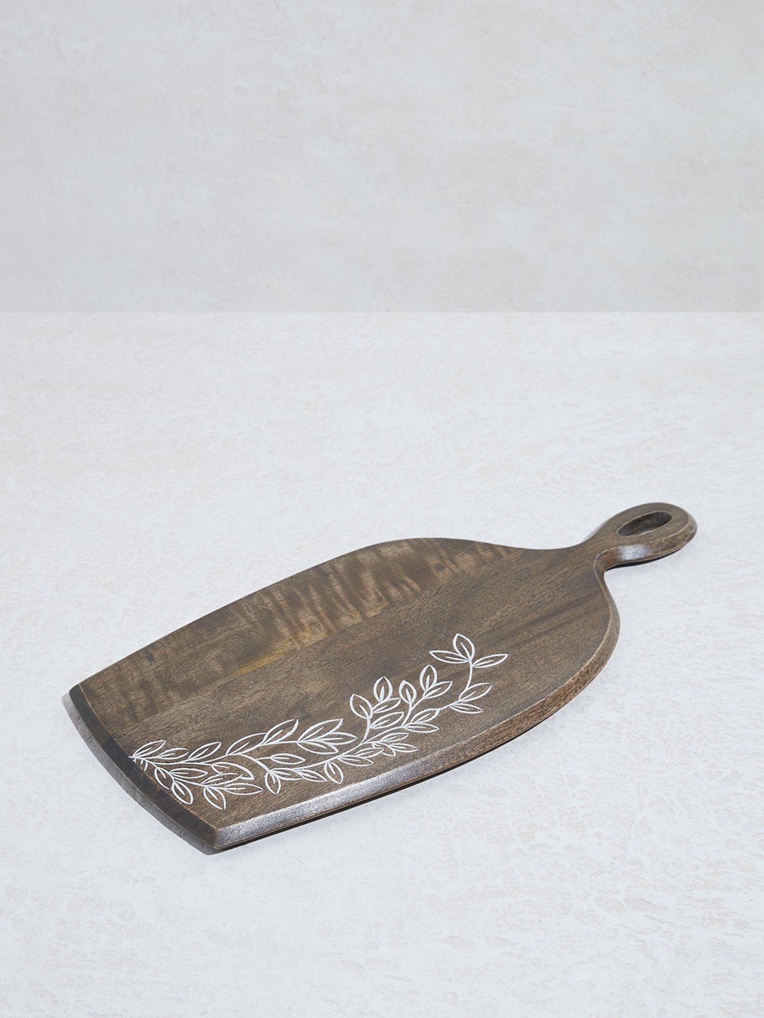 Crayton Natural Beige Mango Wood Chopping Board - Set of 1