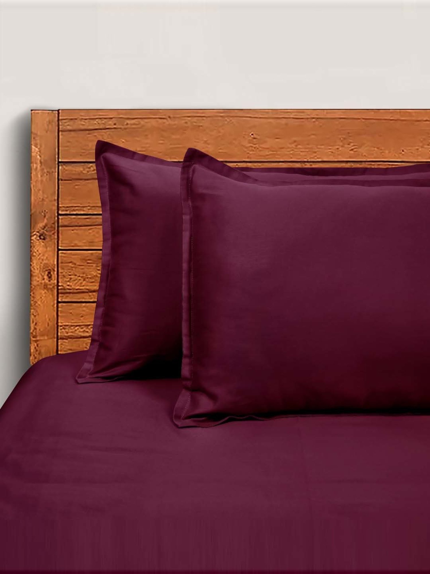 Saral Home Sheen Shine Maroon 300 TC Cotton Queen Bedsheet with 2 Pillow Covers