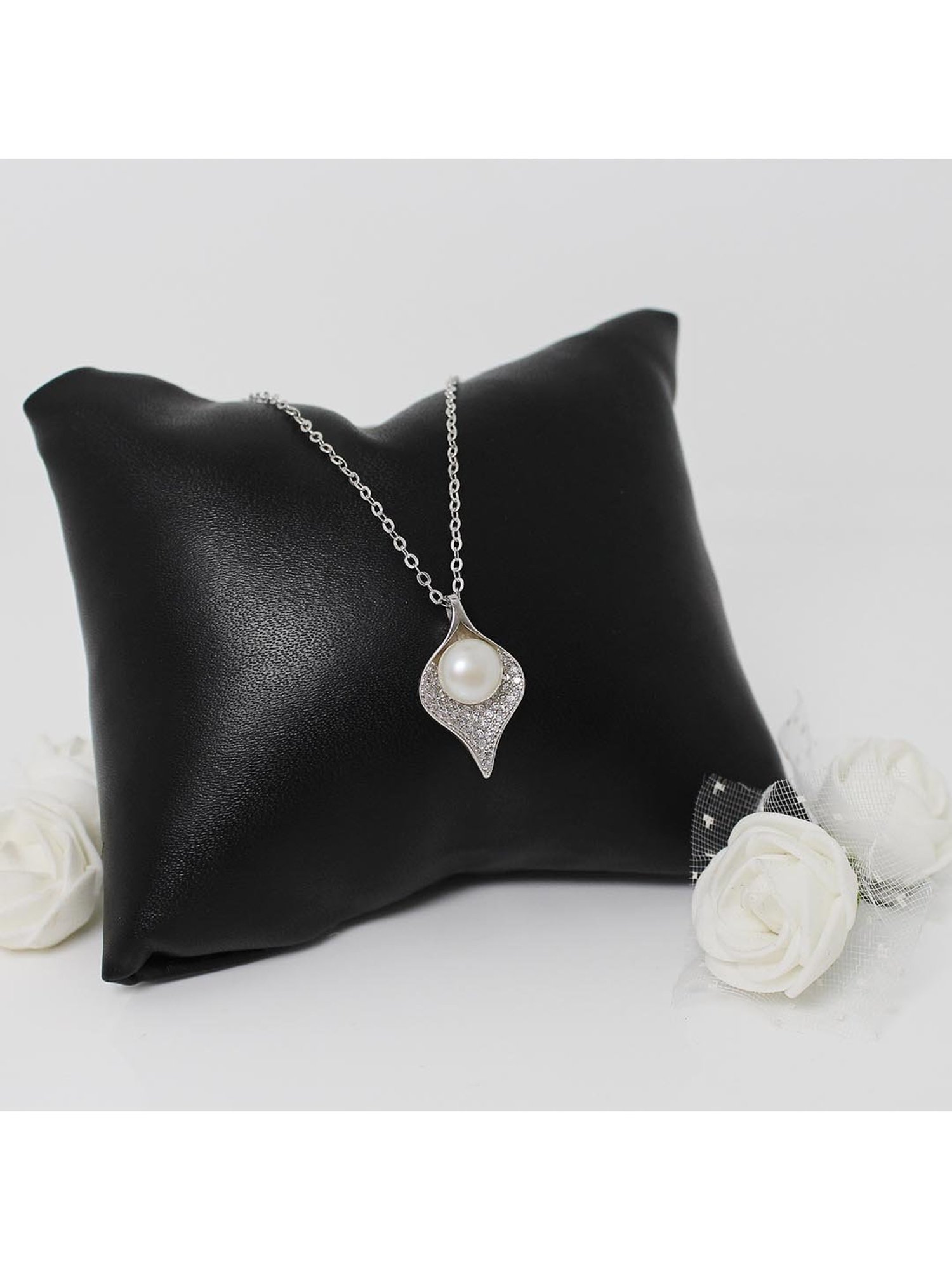 GIVA 92.5 Sterling Silver Seashell Pearl Necklace for Women