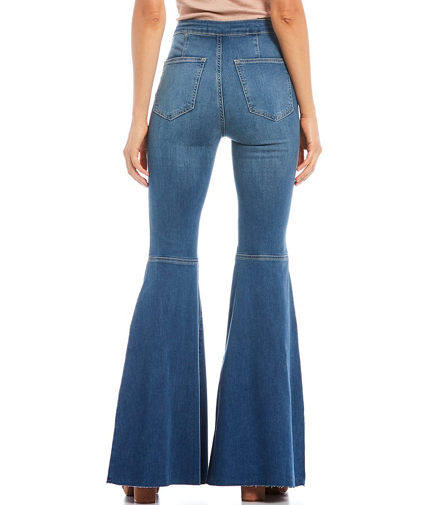 Hudson Jeans Nico Midrise Straight Crop Jean