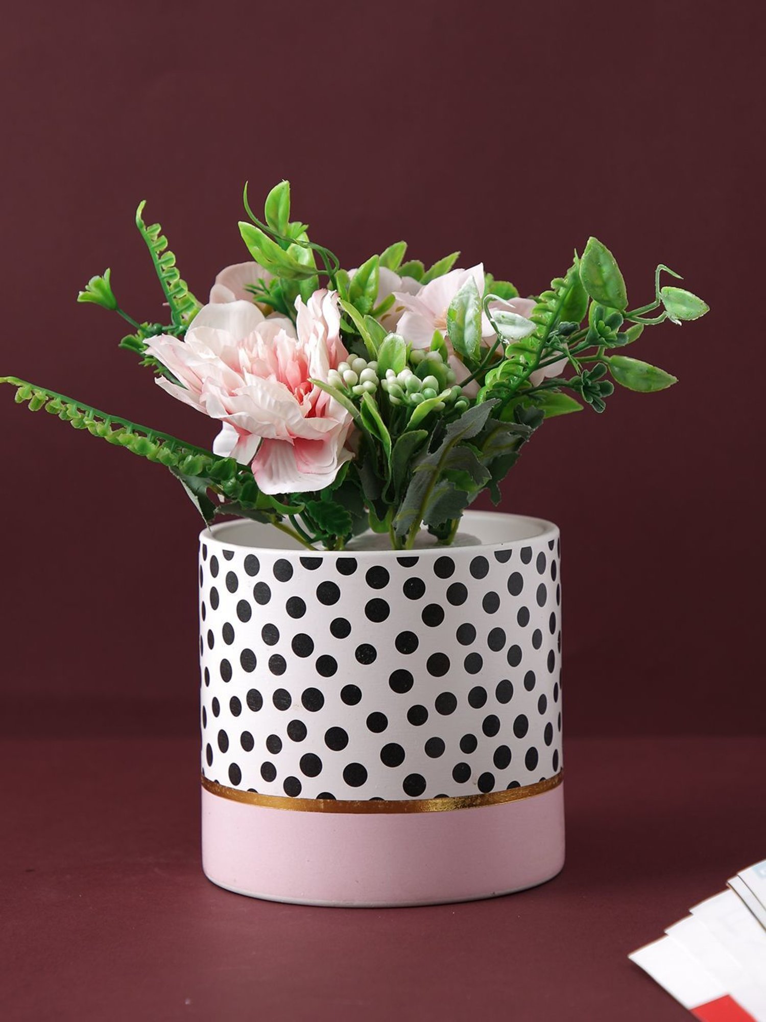 Tayhaa Black & Pink Ceramic Planter