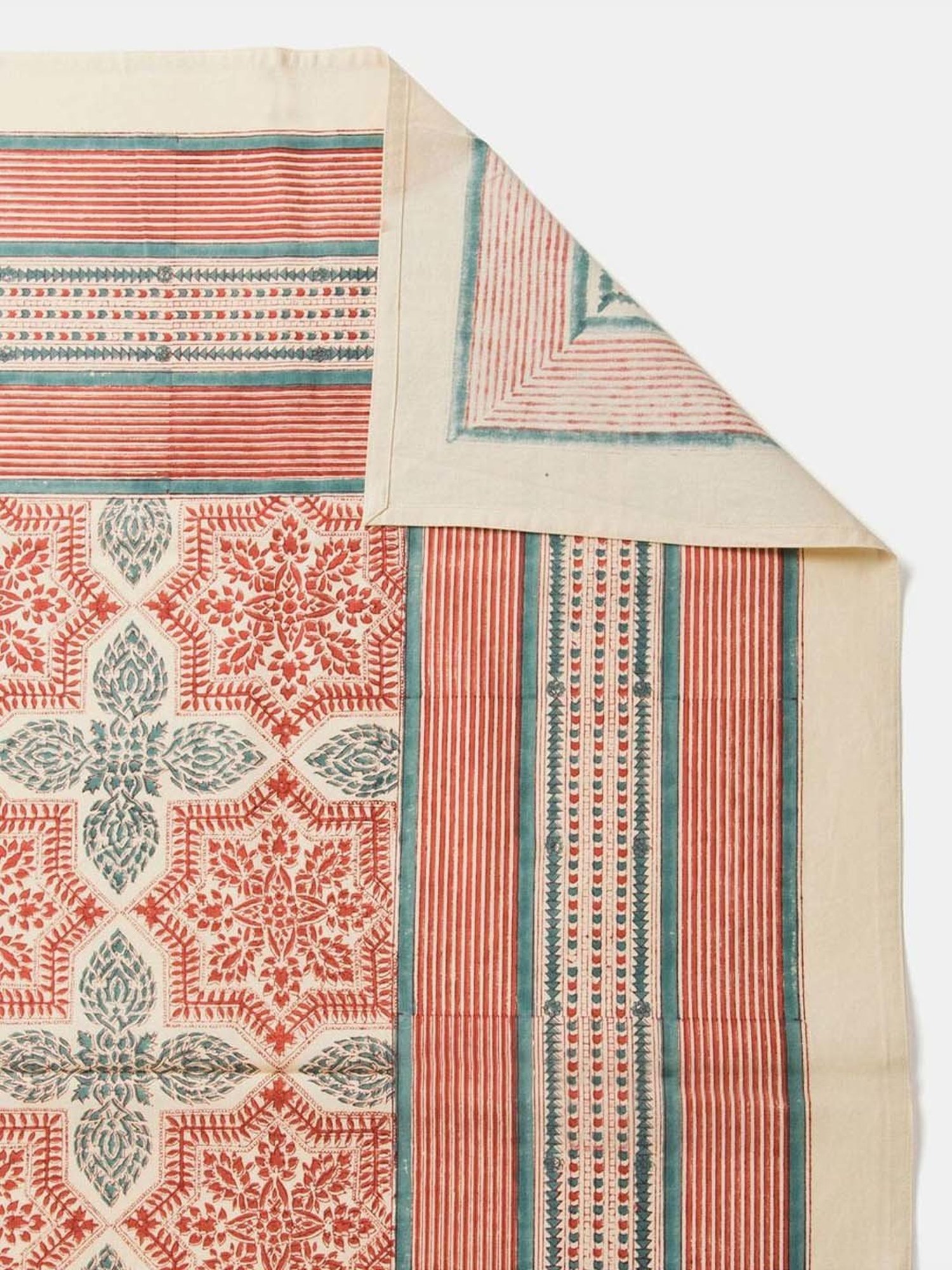 Fabindia Home Standalone Red & Grey Cotton 118 TC 163 GSM Hand Block Printed Double Bed Cover