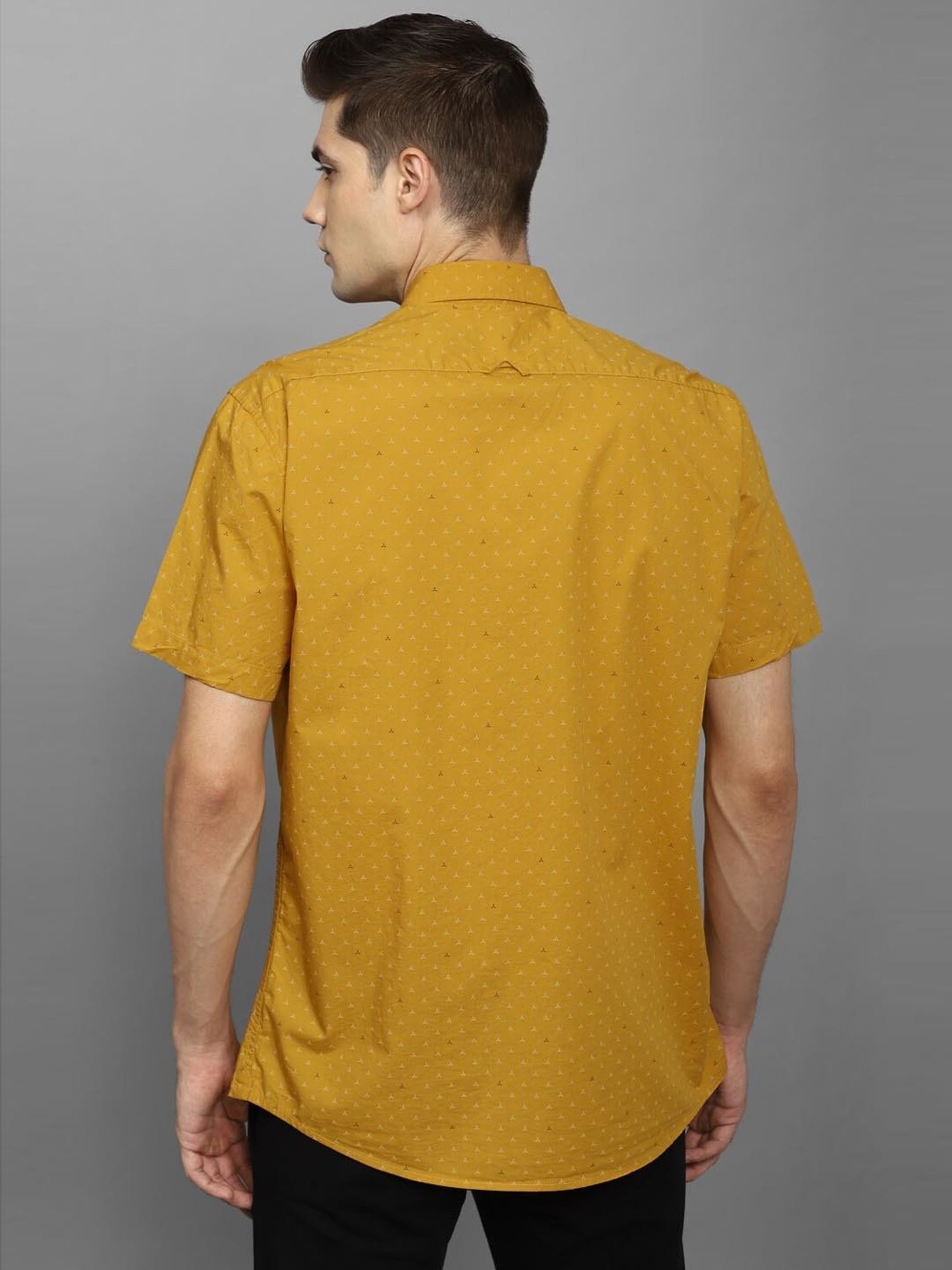 Louis Philippe Sport Yellow Cotton Slim Fit Printed Shirt