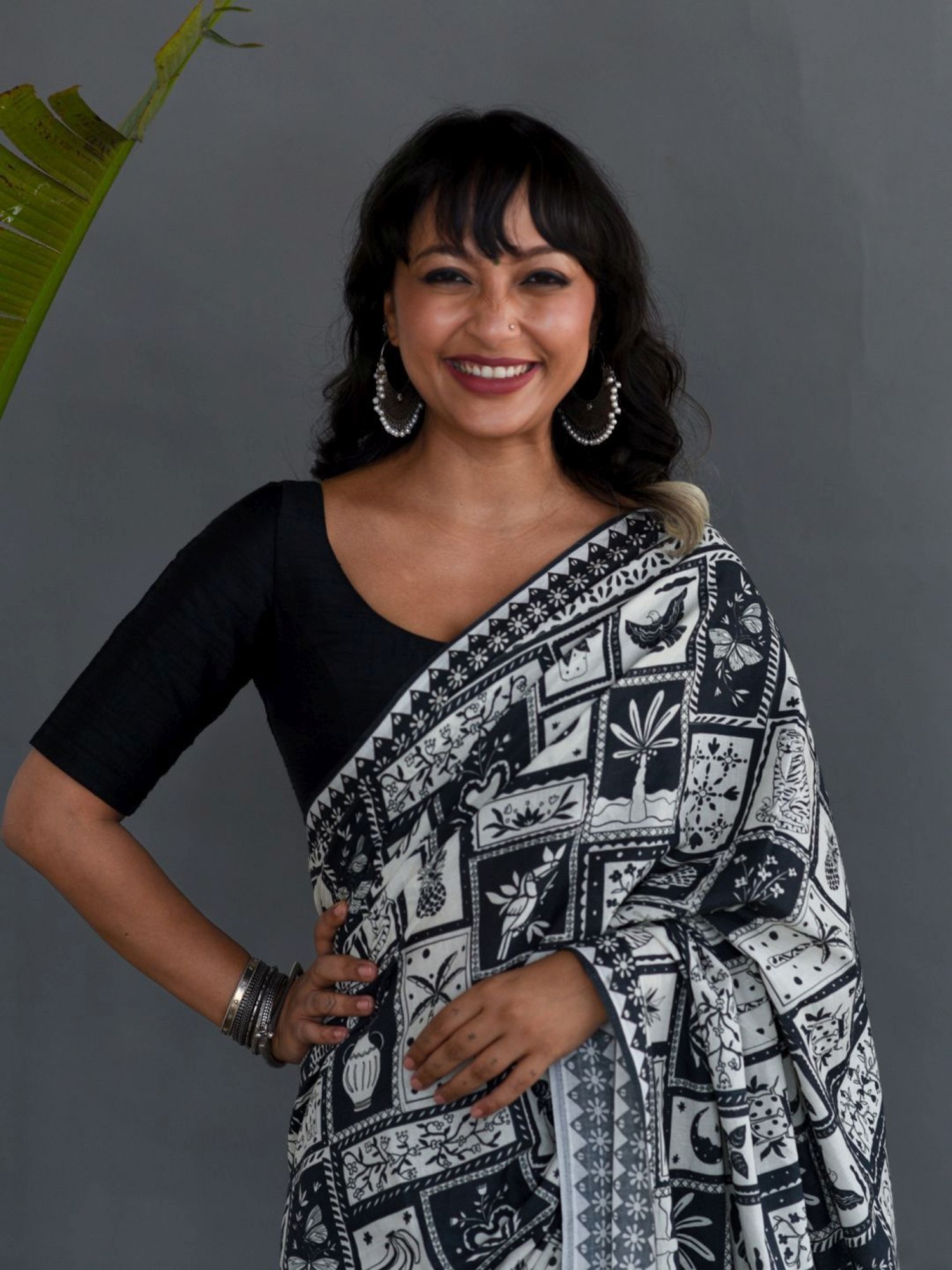 Suta Black & White Cotton Printed Saree Without Blouse