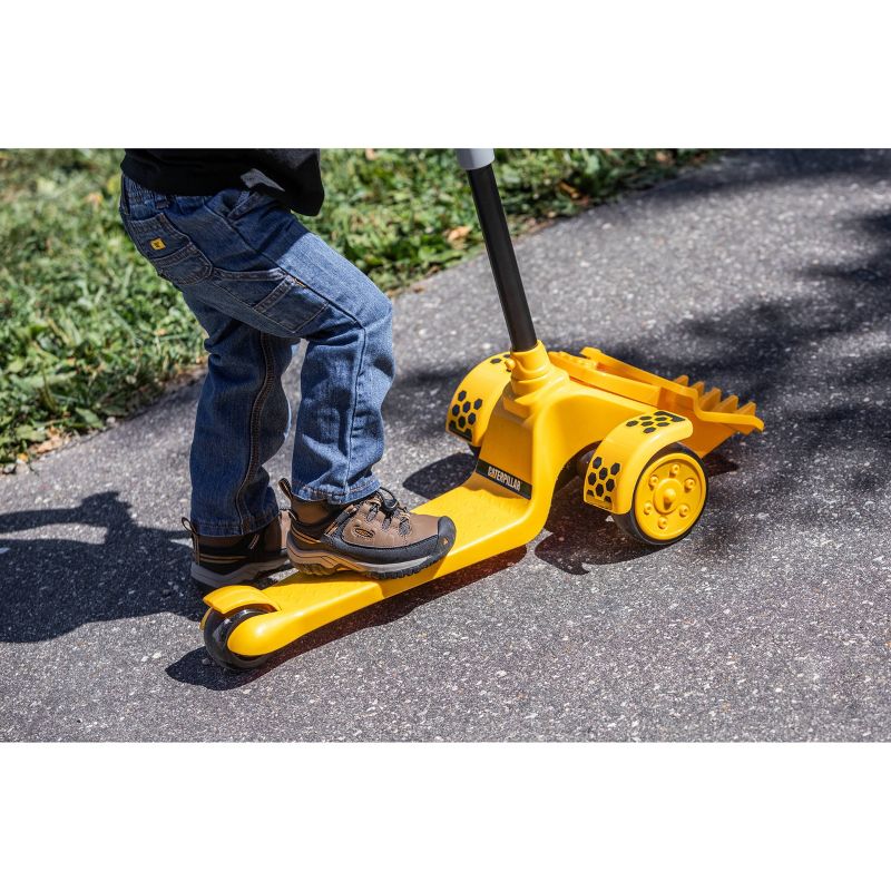 Kid Trax CAT 3 Wheel Kick Scooter - Yellow