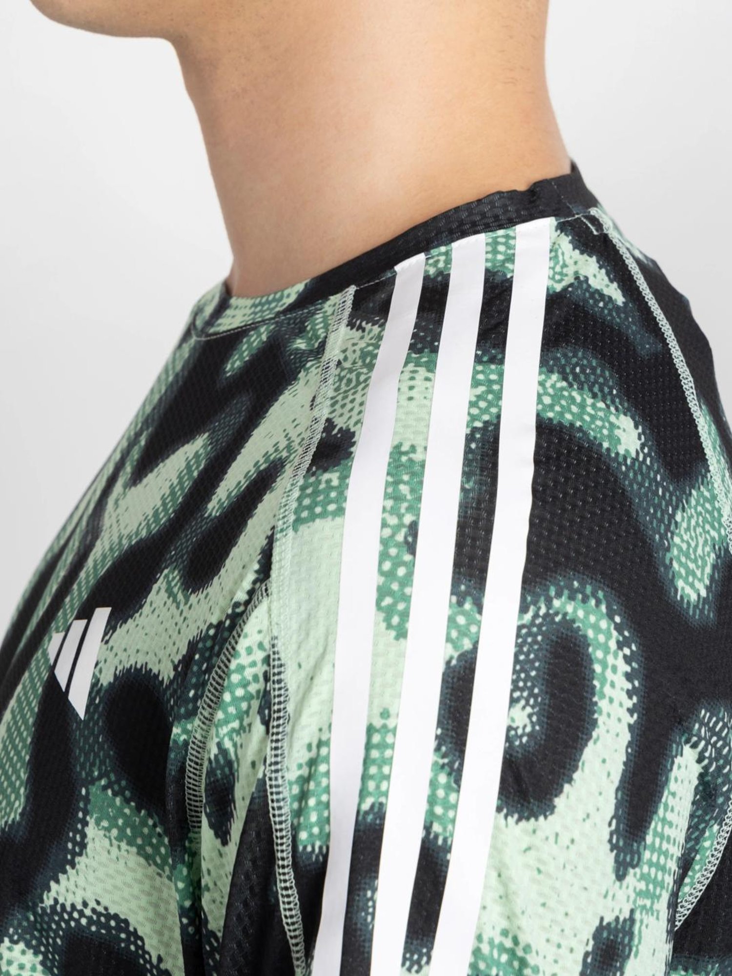 Columbia Black Regular Fit Sports T-Shirt