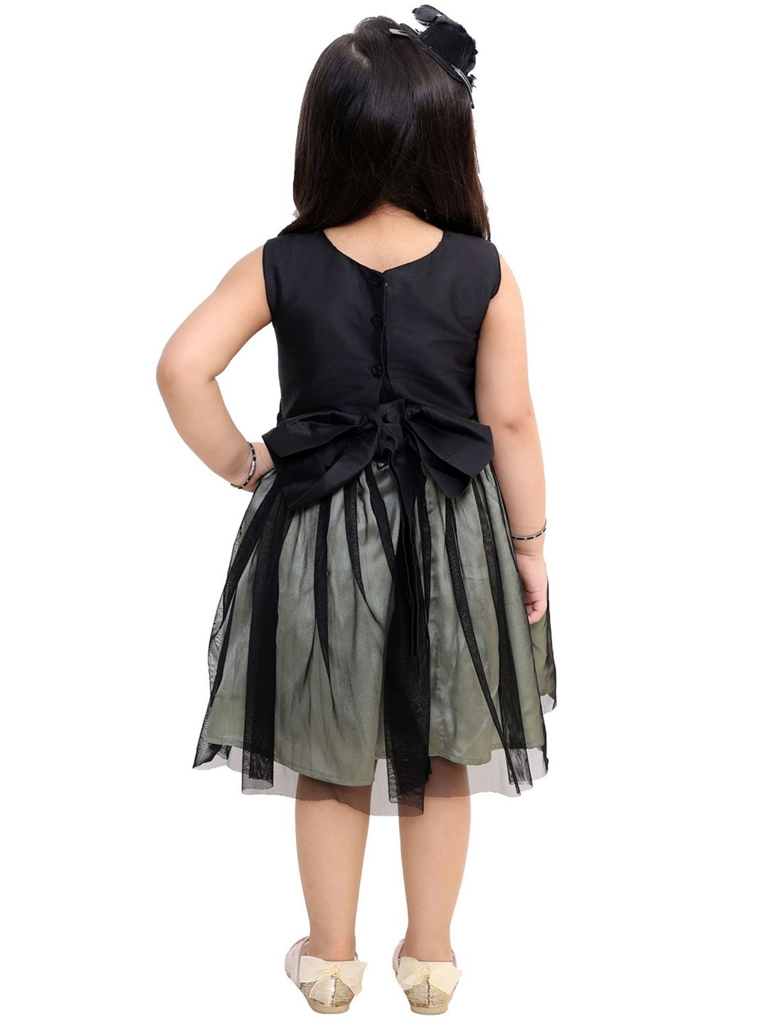 KidsDew Kids Black & Green Solid Dress