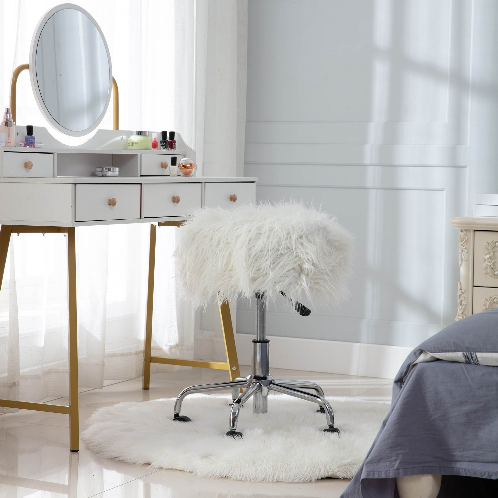 Faux Fur Stool in White