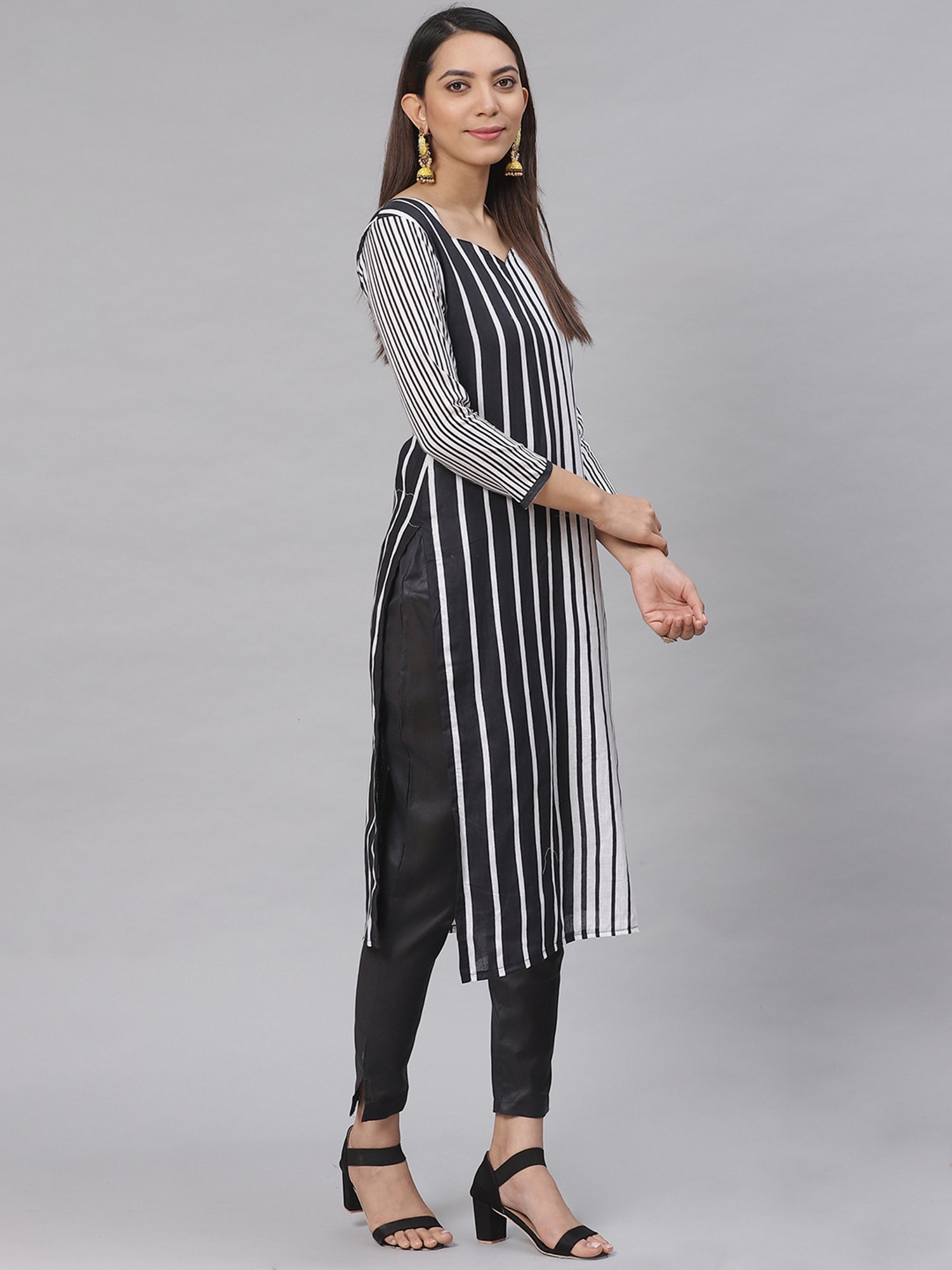 Saree Mall Black Striped Unstitched Dress Material