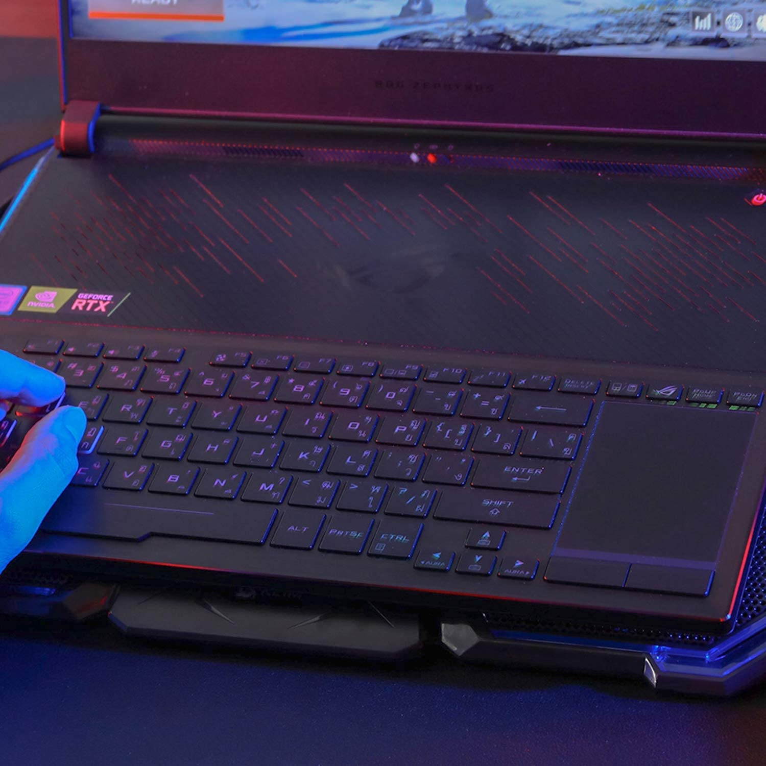 KLIM Cyclone Laptop Cooling Pad - 5 Fans Cooler - No More Overheating - Increase Your PC Performance and Life Expectancy - Ventilated Support for Laptop - Gaming Stand to Reduce Heating - Red