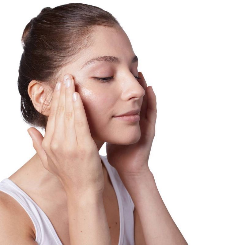 CeraVe Skin Renewing Vitamin C Face Serum with Hyaluronic Acid - 1 fl oz