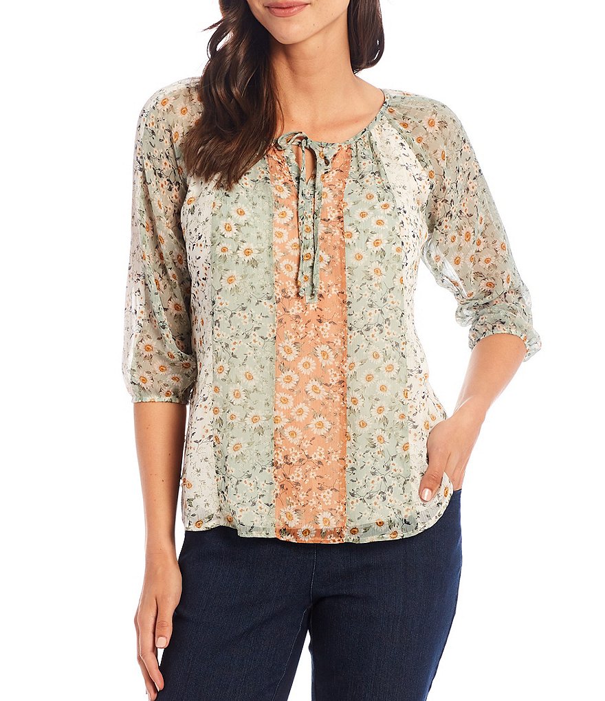 Figueroa & Flower Petite Size Vina Ditsy Print Tie-Neck Raglan Sleeve Top