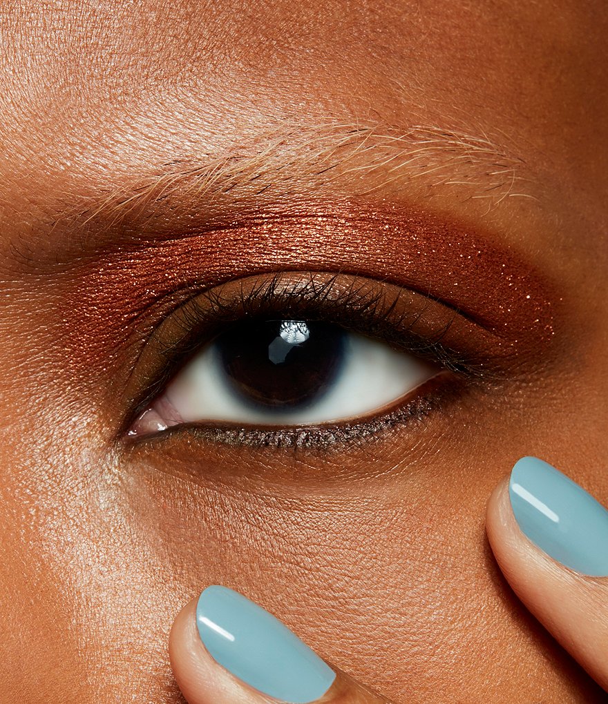 MAC Dazzleshadow Extreme Eyeshadow