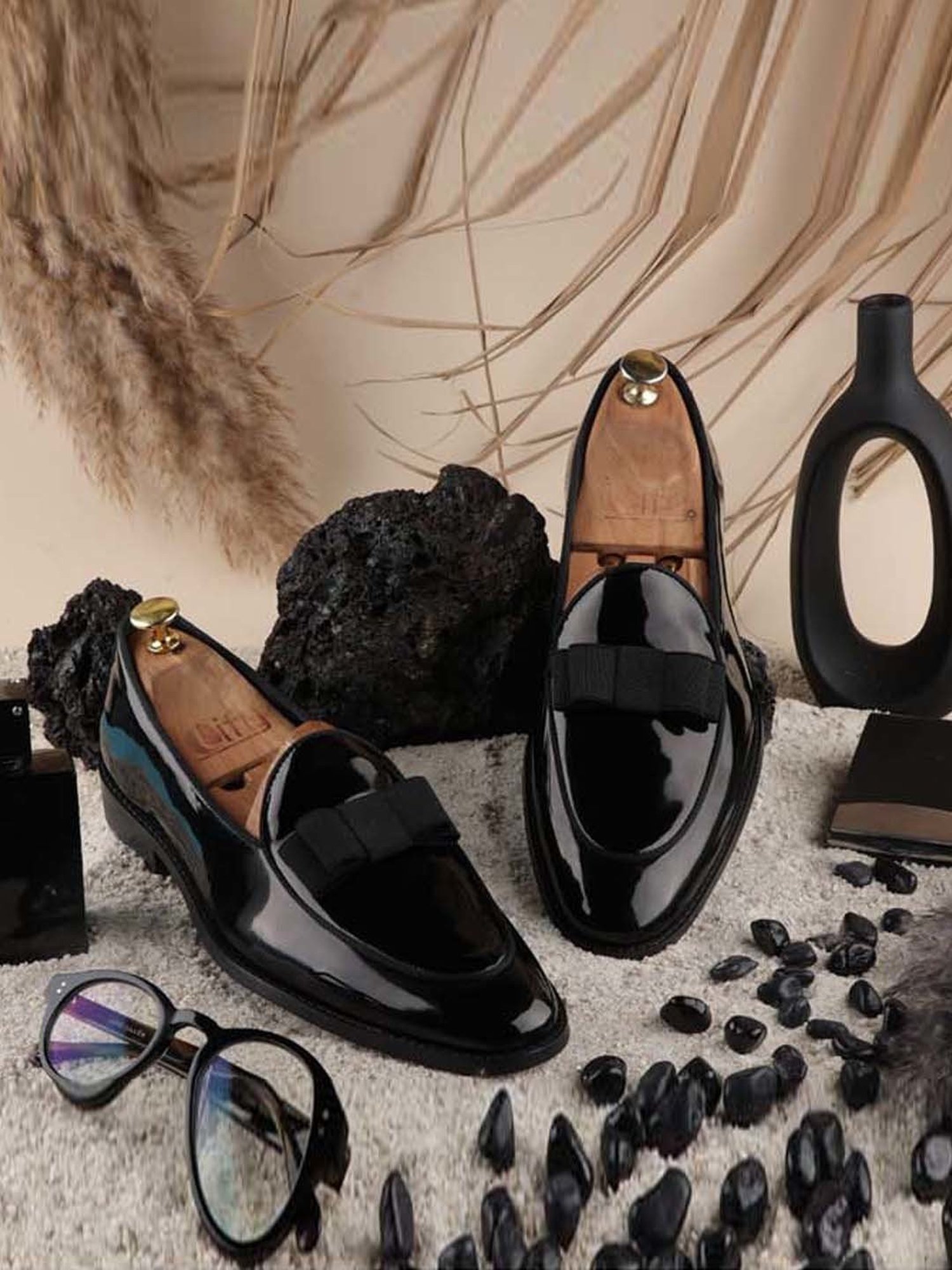 Griffin Men's Black Casual Loafers