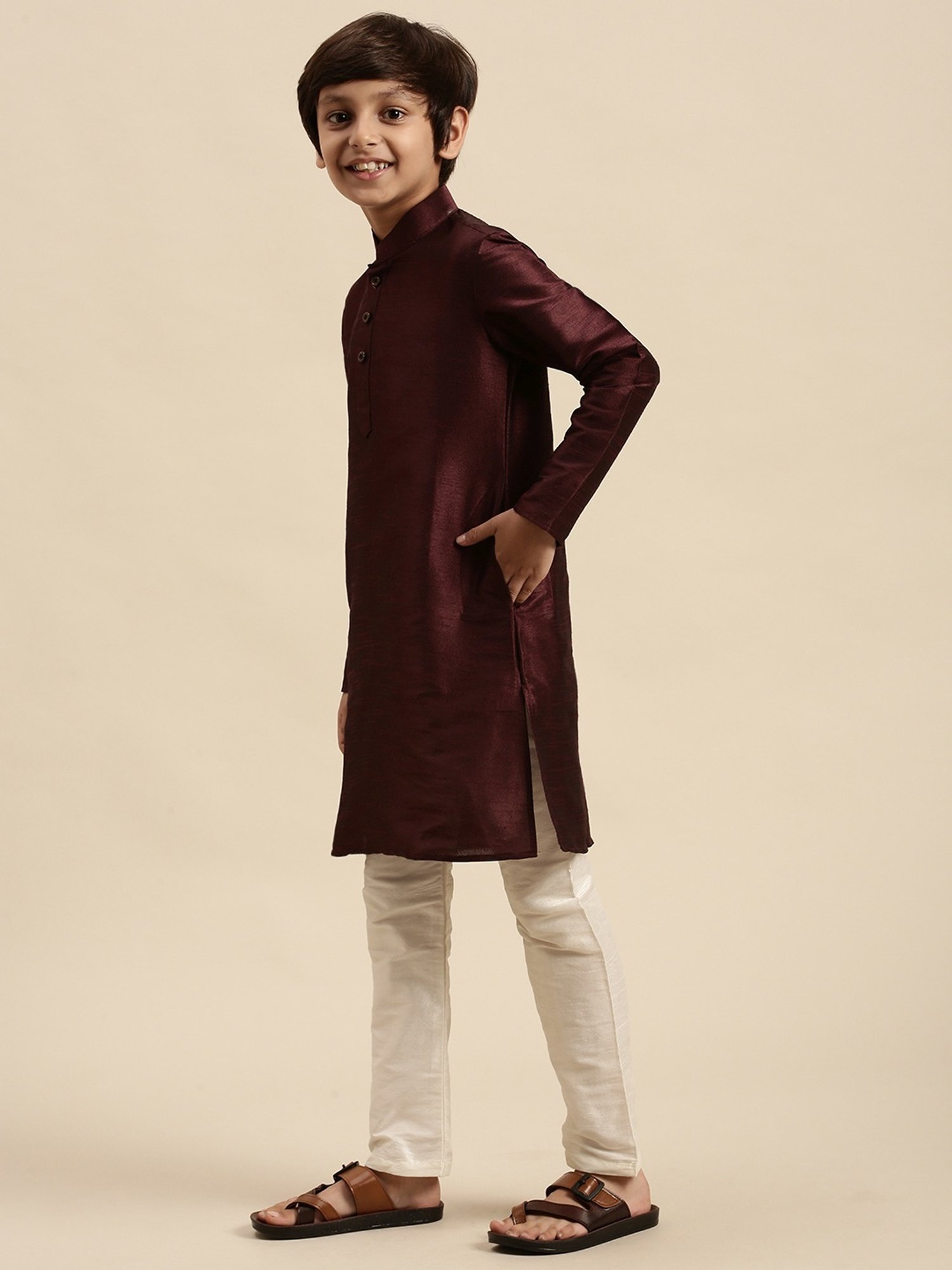Sanwara Kids Wine Red & White Solid Kurta Set