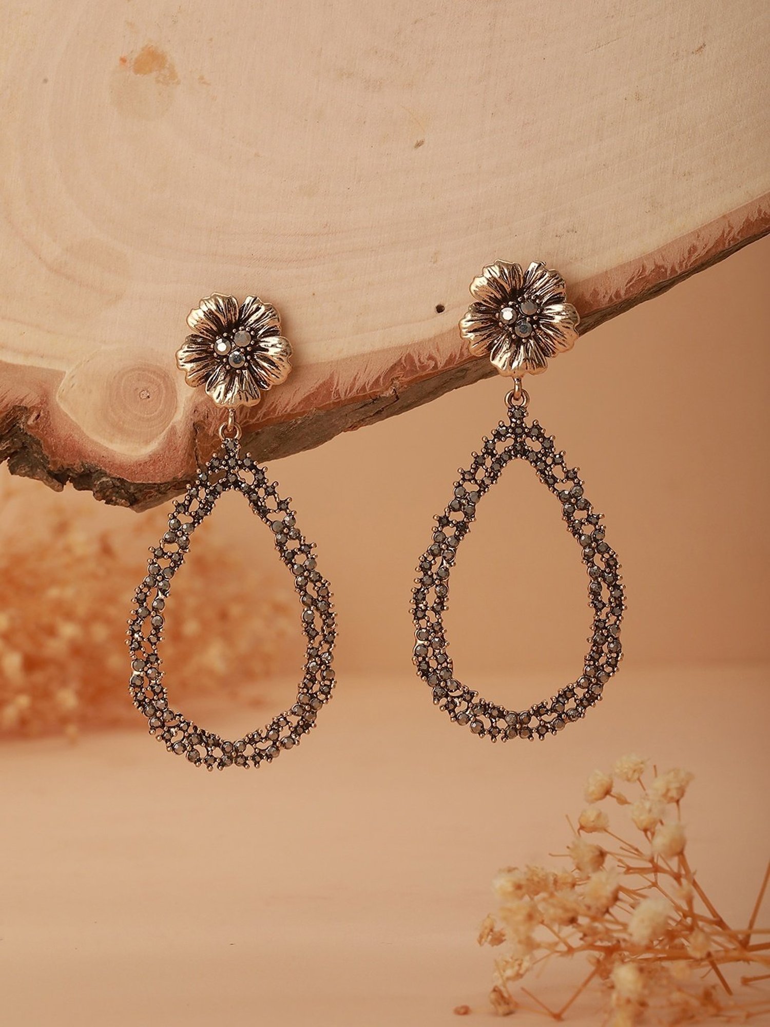 Aatmana Gold-Toned TearDangler Shaped Dangler Earrings