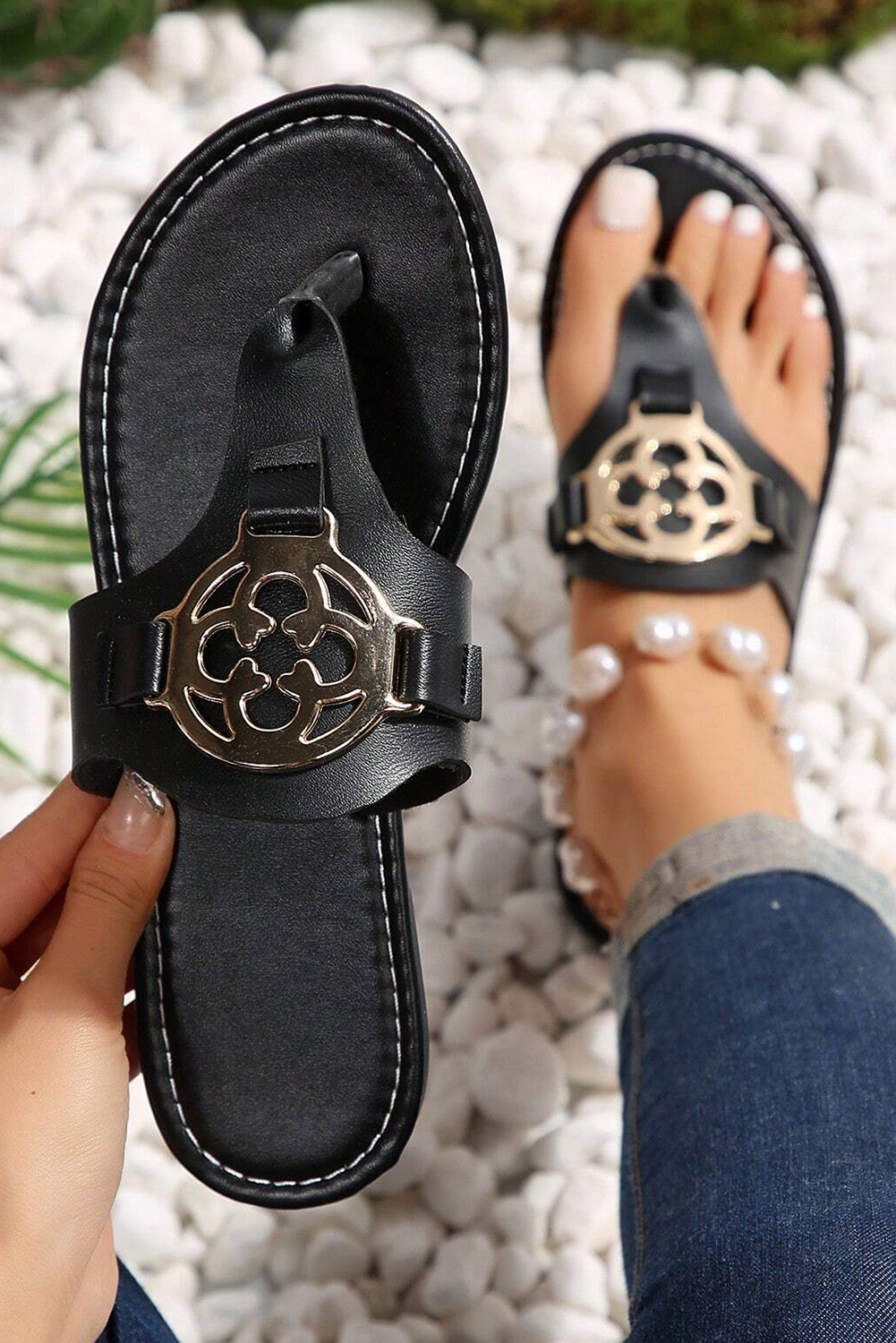Black Vintage Metal Decor Leather Thong Slides Shoes