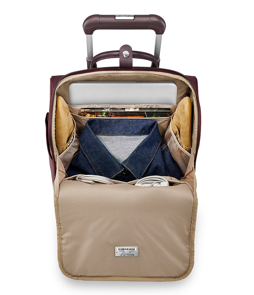 American Tourister 18'' Mickey Mouse Upright Hardside Suitcase