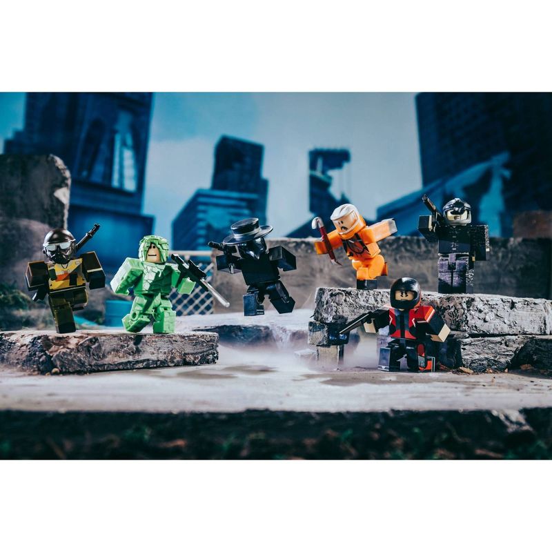 Roblox Action Collection - Apocalypse Rising 2 Six Figure Pack (Includes Exclusive Virtual Item)