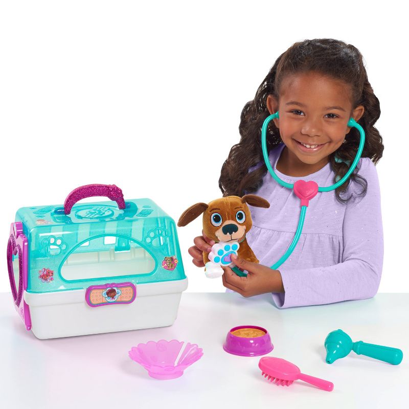 Disney Junior Doc McStuffins Vet Carrier