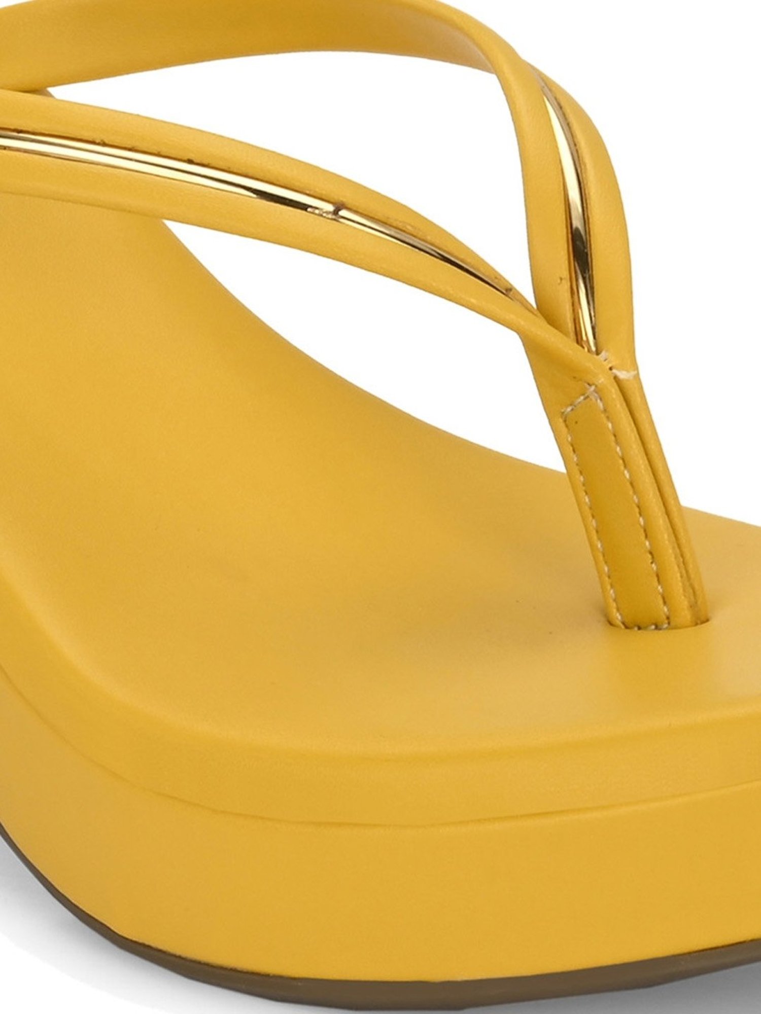 Clog London Women's Yellow Thong Sandals