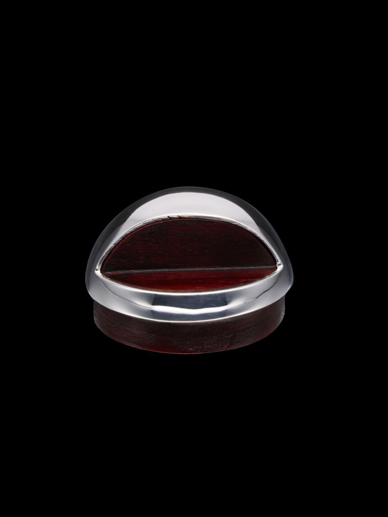 CKC Modern Silver Teapot with Wooden Handle - Elegant and Functional Design - 896 gm