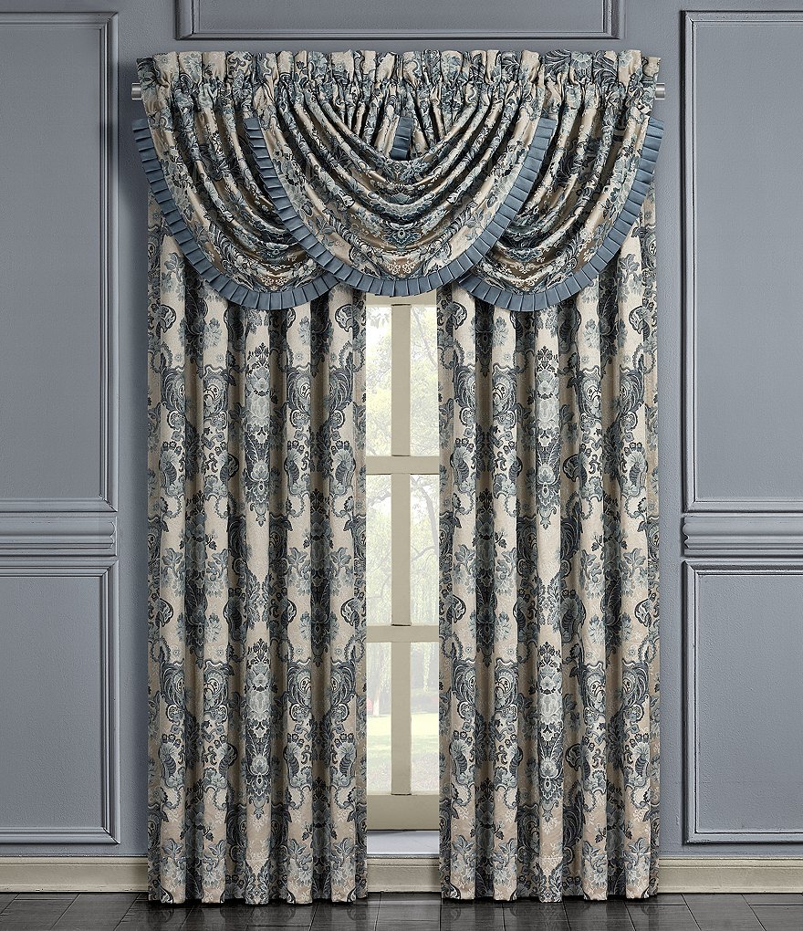 J. Queen New York Glendale Window Treatments