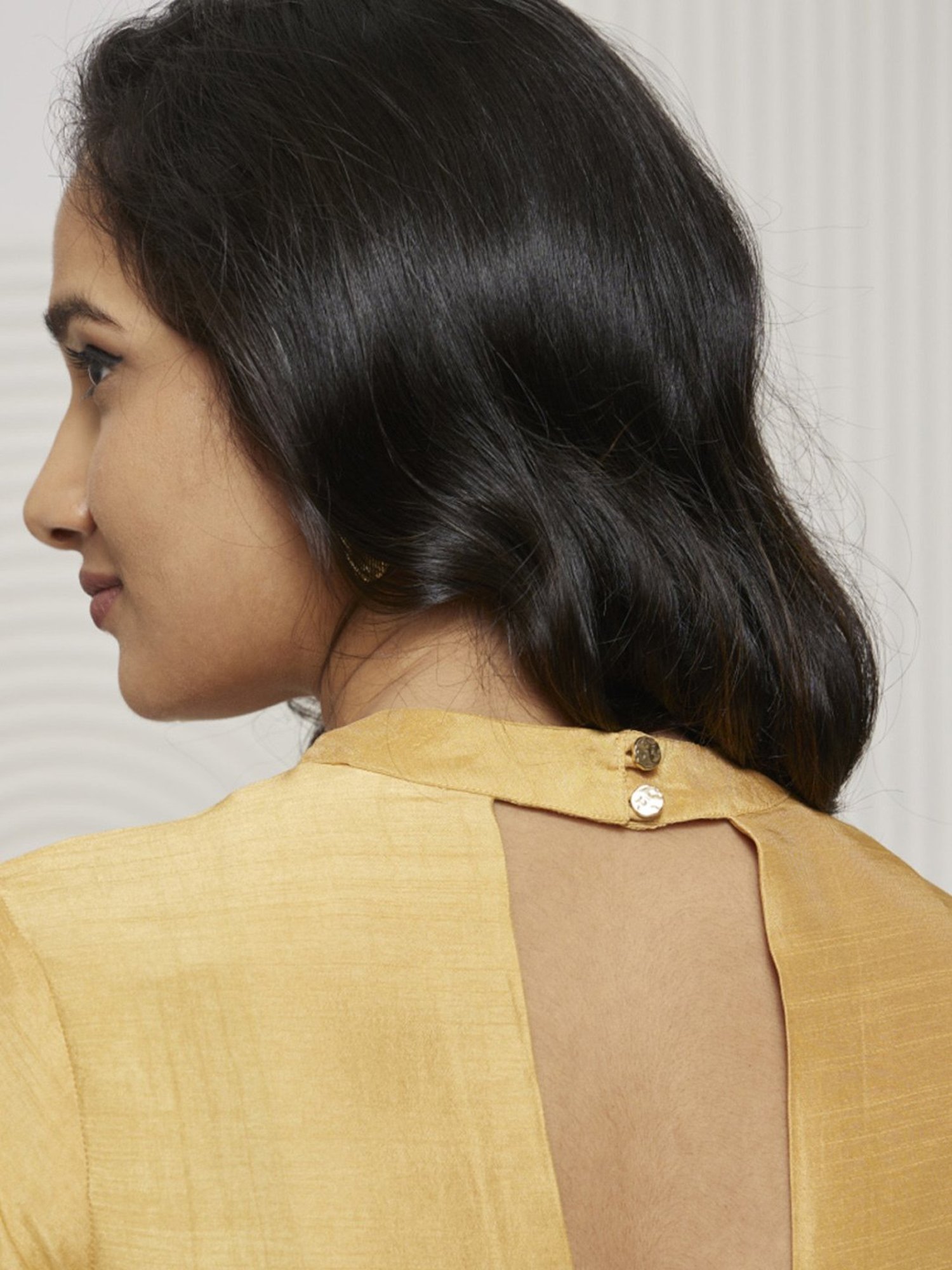 Artagai Gold Earth Elevated Basics Round Neck Kurta With Back Inverted Box Pleat & Wide Leg Trouser