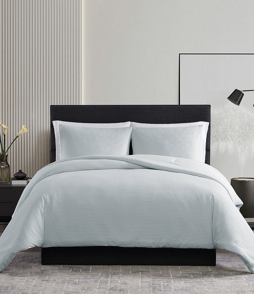 J. Queen New York Vera Bedding Collection