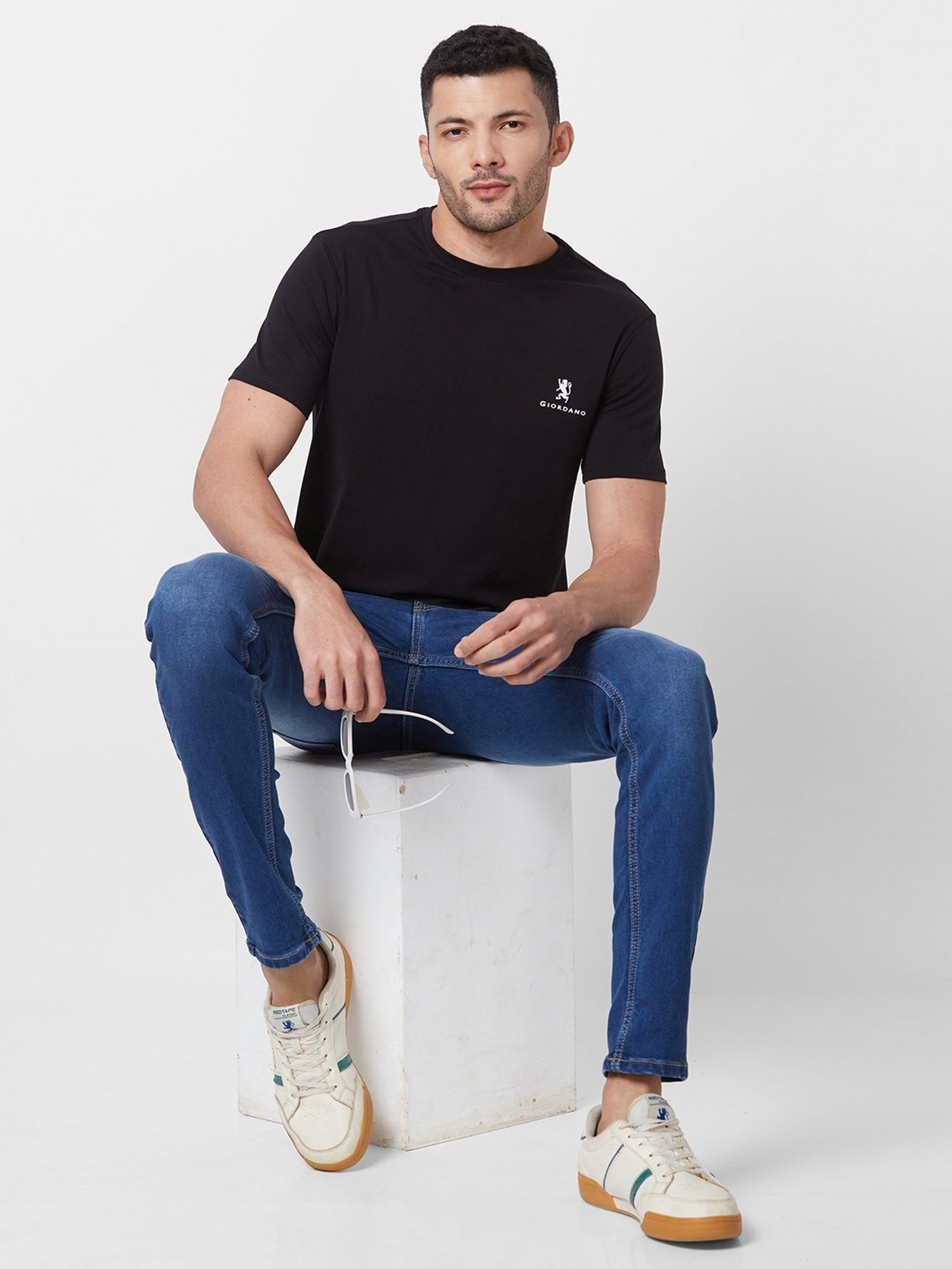 Giordano Black Cotton Slim Fit T-Shirt