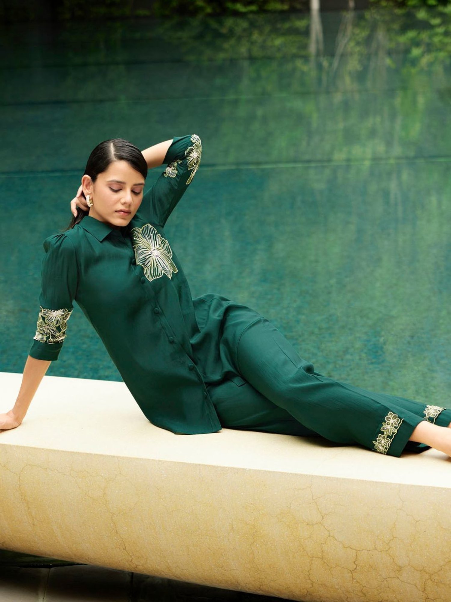 Kaftanize Kiaa Bottle Green Embroidered Shirt with Pant