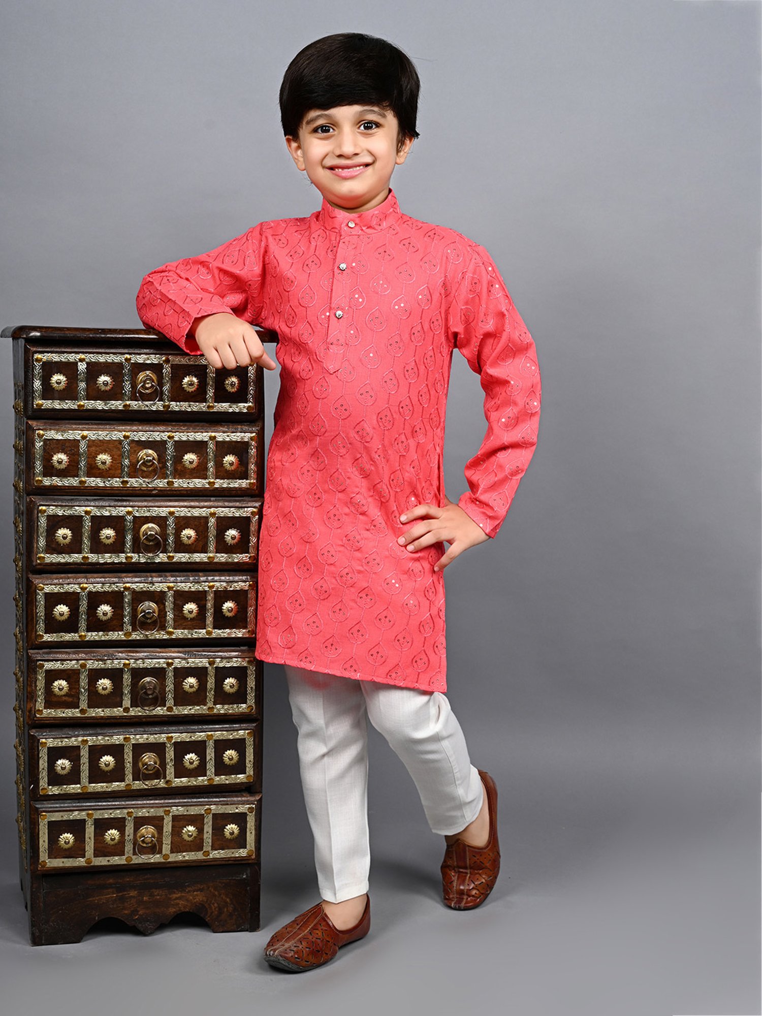 Ahhaaaa Kids Pink & White Embellished Full Sleeves Kurta With Pyjamas