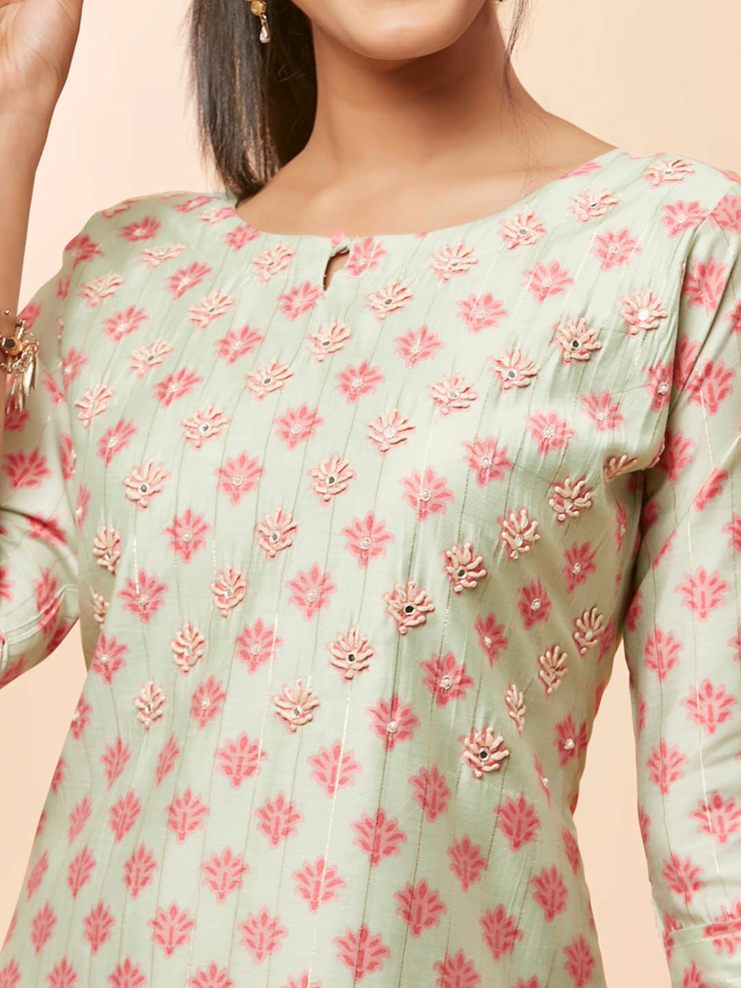 URBAN MYSTIC Light Green Embroidered A Line Kurta