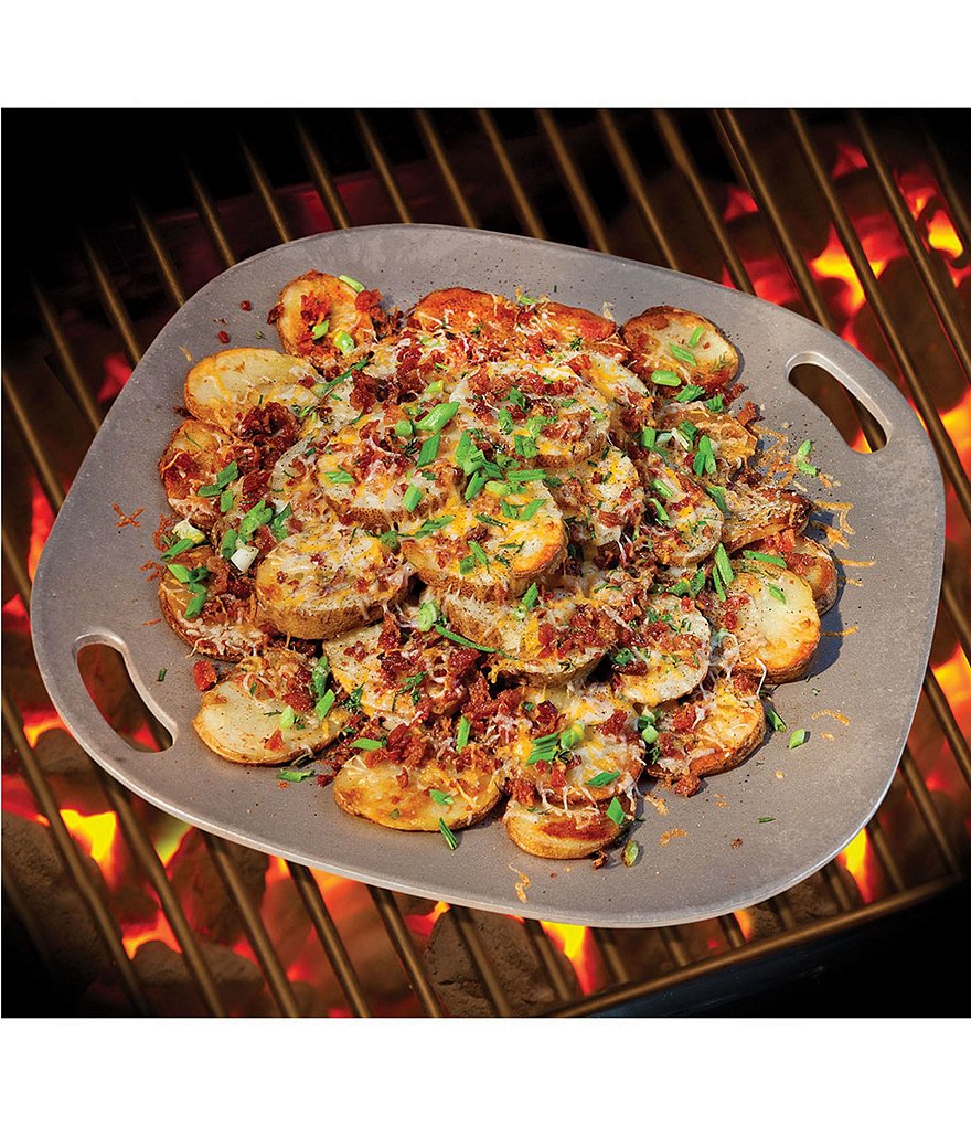 Wilton Armetale Gourmet Grillware Pizza Serving Tray