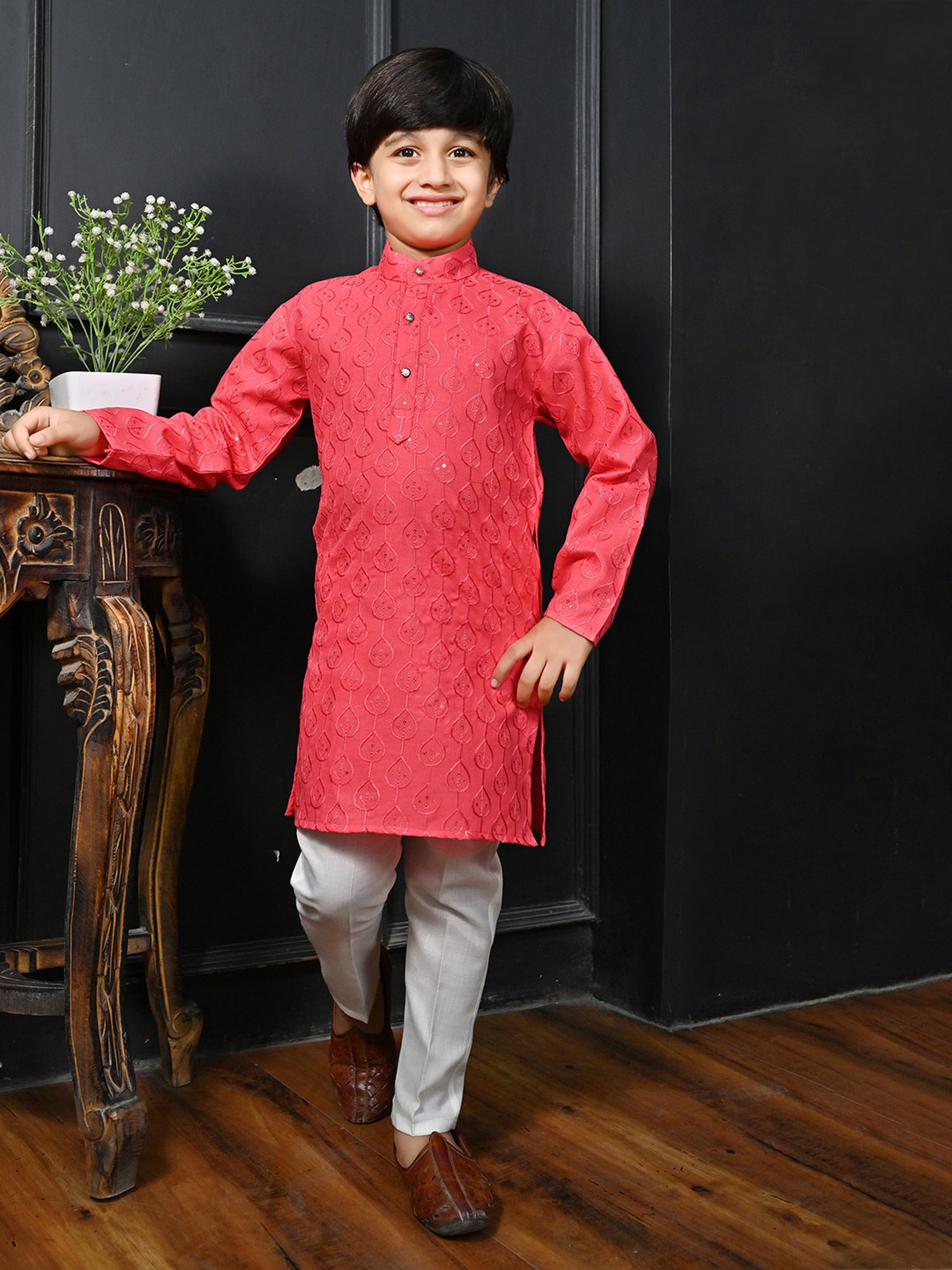 Ahhaaaa Kids Pink & White Embellished Full Sleeves Kurta With Pyjamas