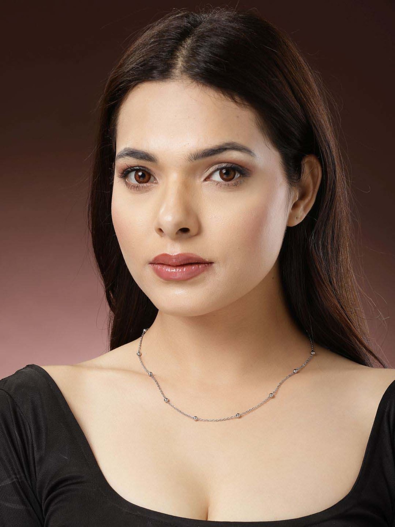 Karatcart Golden Sea Shell and Textured Disk Multicharm Multilayered Chain Women